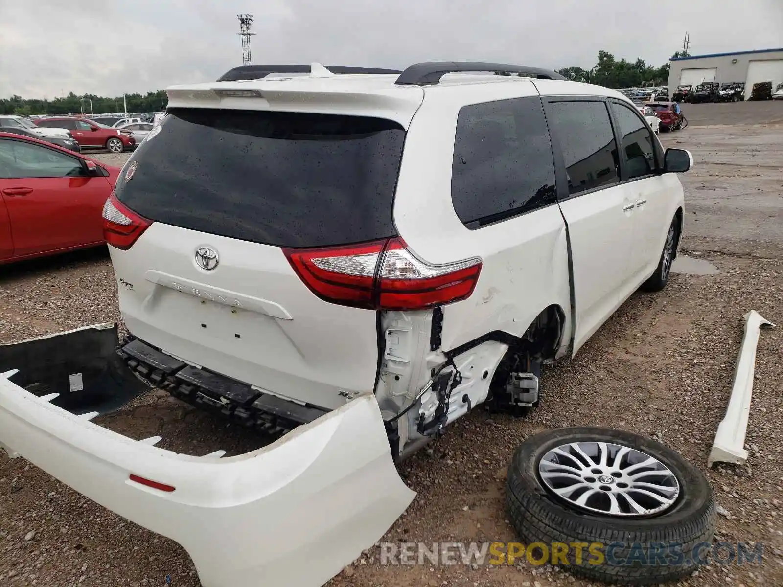 4 Фотография поврежденного автомобиля 5TDYZ3DCXKS984319 TOYOTA SIENNA 2019