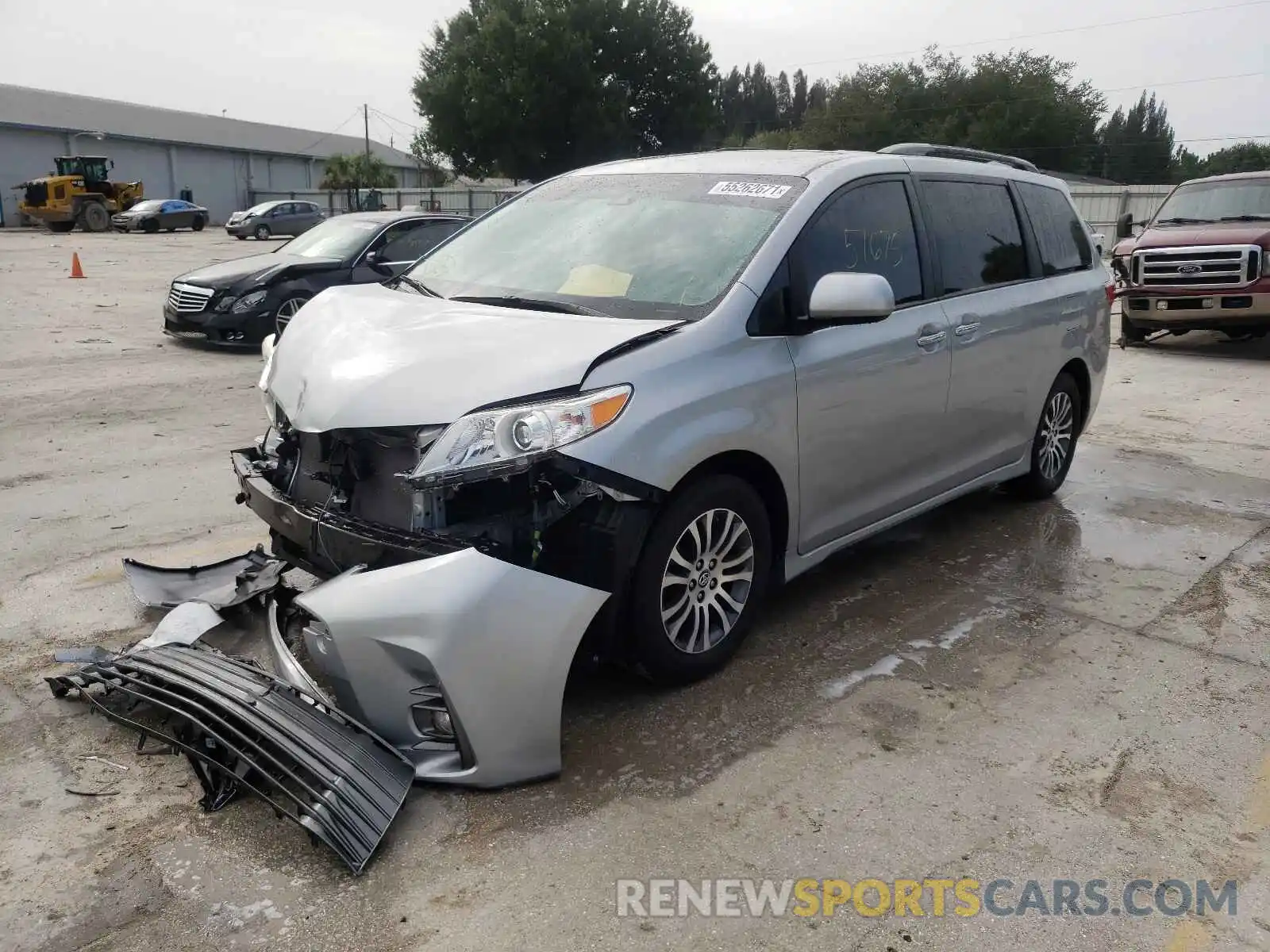 2 Photograph of a damaged car 5TDYZ3DCXKS988192 TOYOTA SIENNA 2019