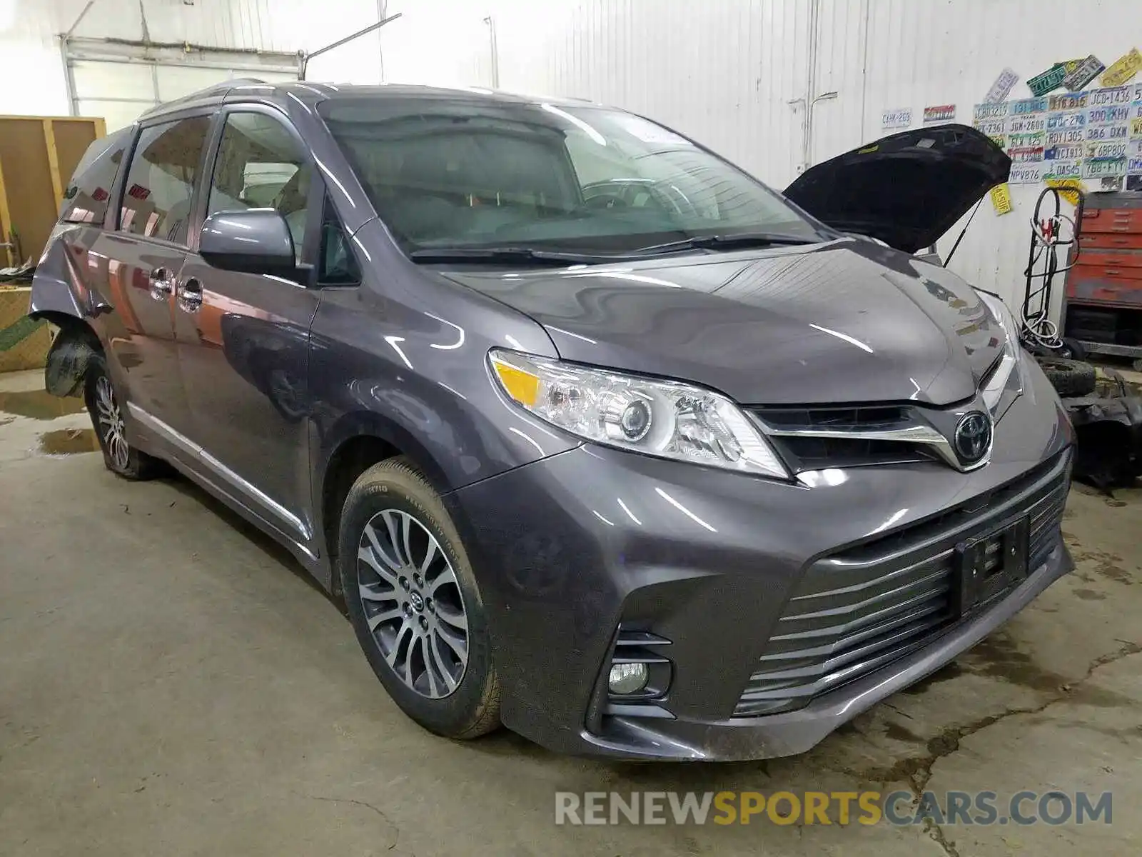 1 Photograph of a damaged car 5TDYZ3DCXKS991819 TOYOTA SIENNA 2019