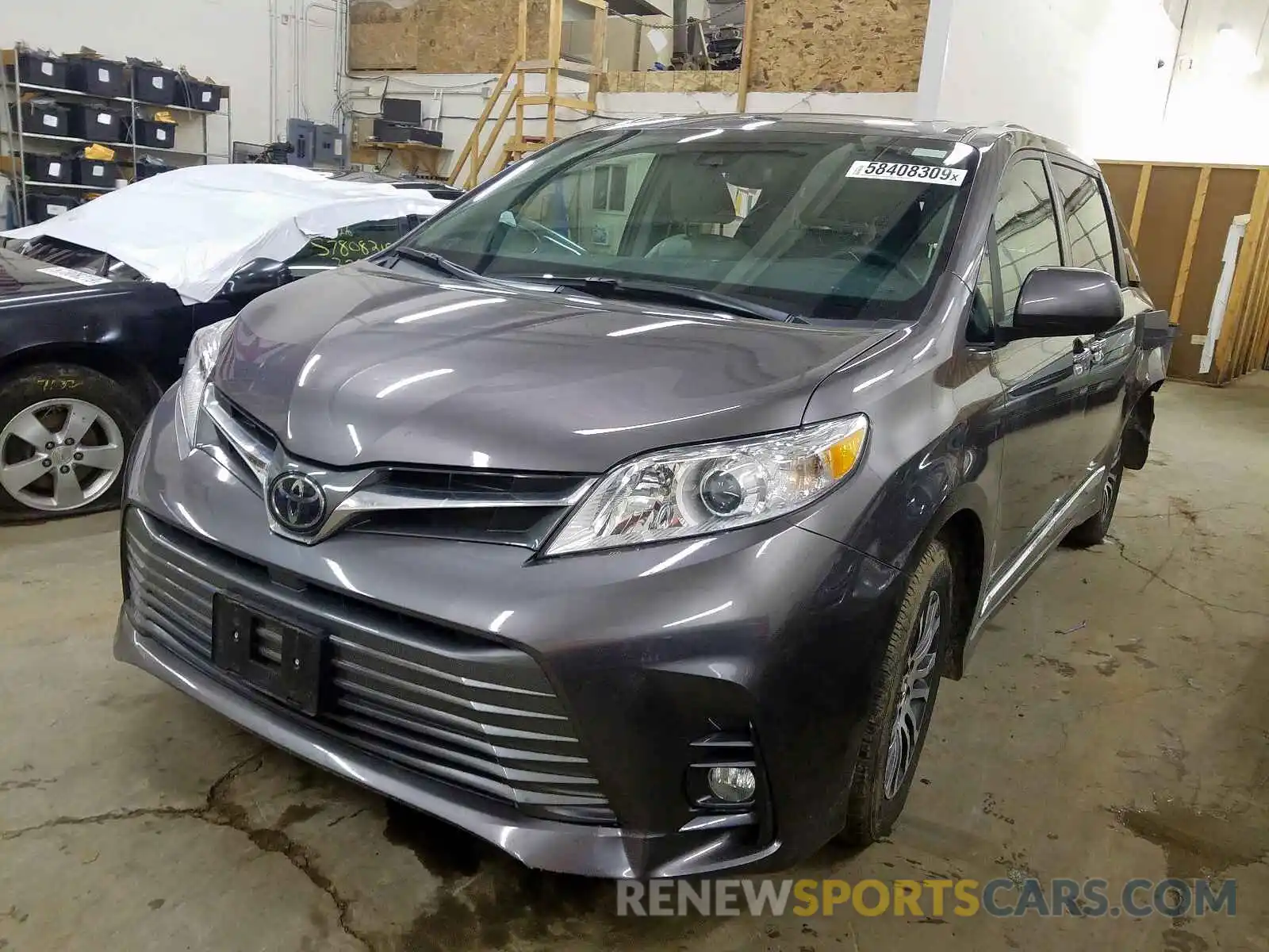 2 Фотография поврежденного автомобиля 5TDYZ3DCXKS991819 TOYOTA SIENNA 2019