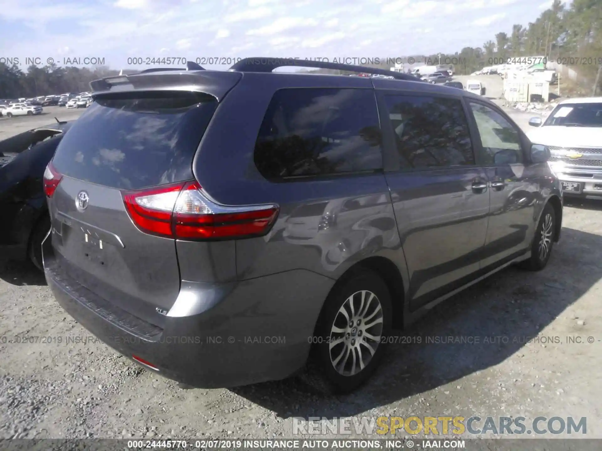 4 Фотография поврежденного автомобиля 5TDYZ3DCXKS996471 TOYOTA SIENNA 2019