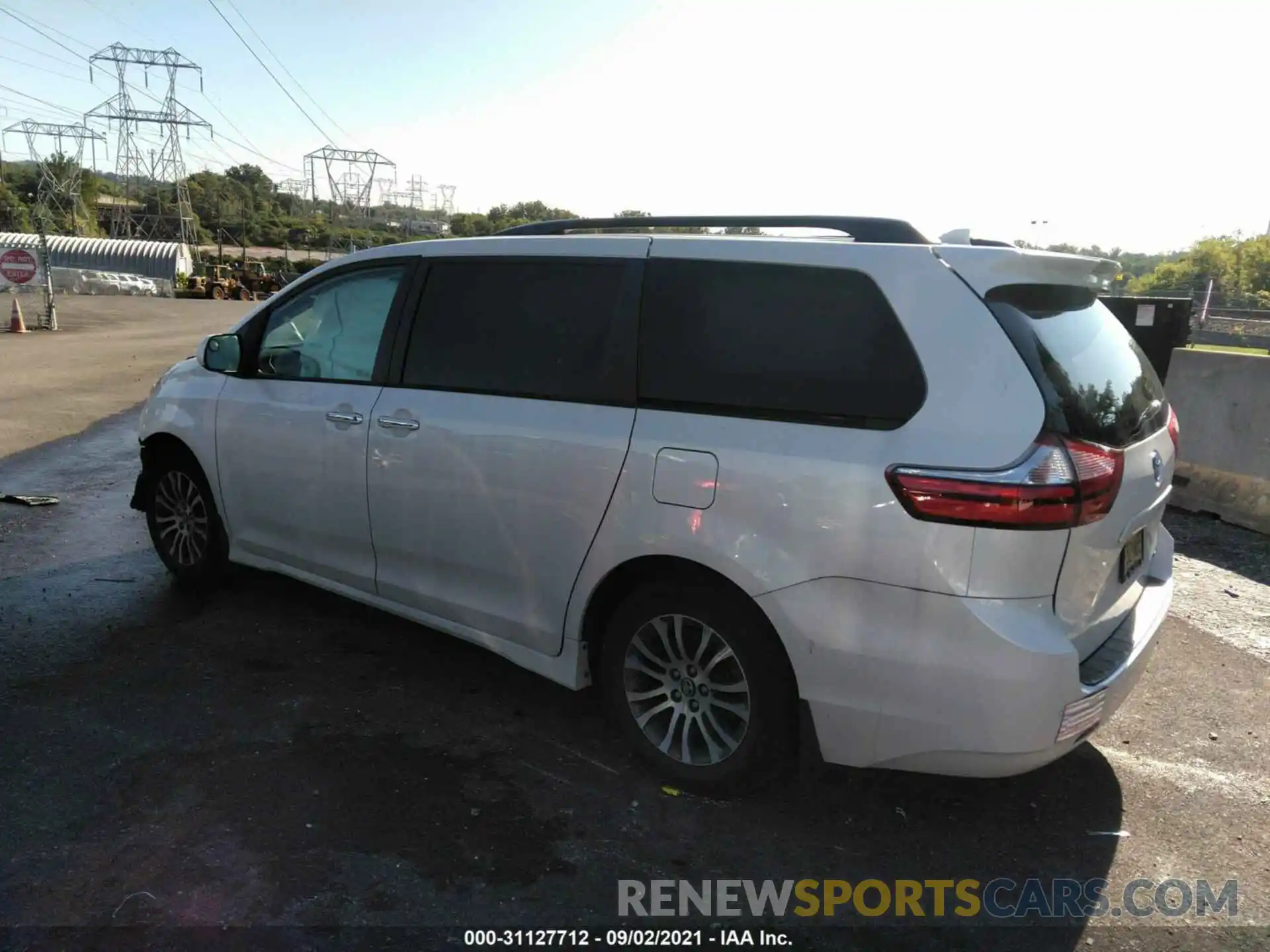 3 Фотография поврежденного автомобиля 5TDYZ3DCXKS996941 TOYOTA SIENNA 2019