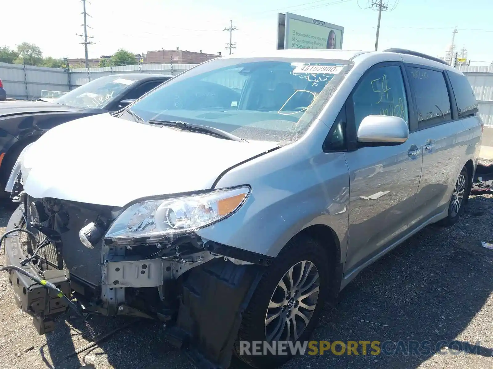 2 Photograph of a damaged car 5TDYZ3DCXKS998737 TOYOTA SIENNA 2019