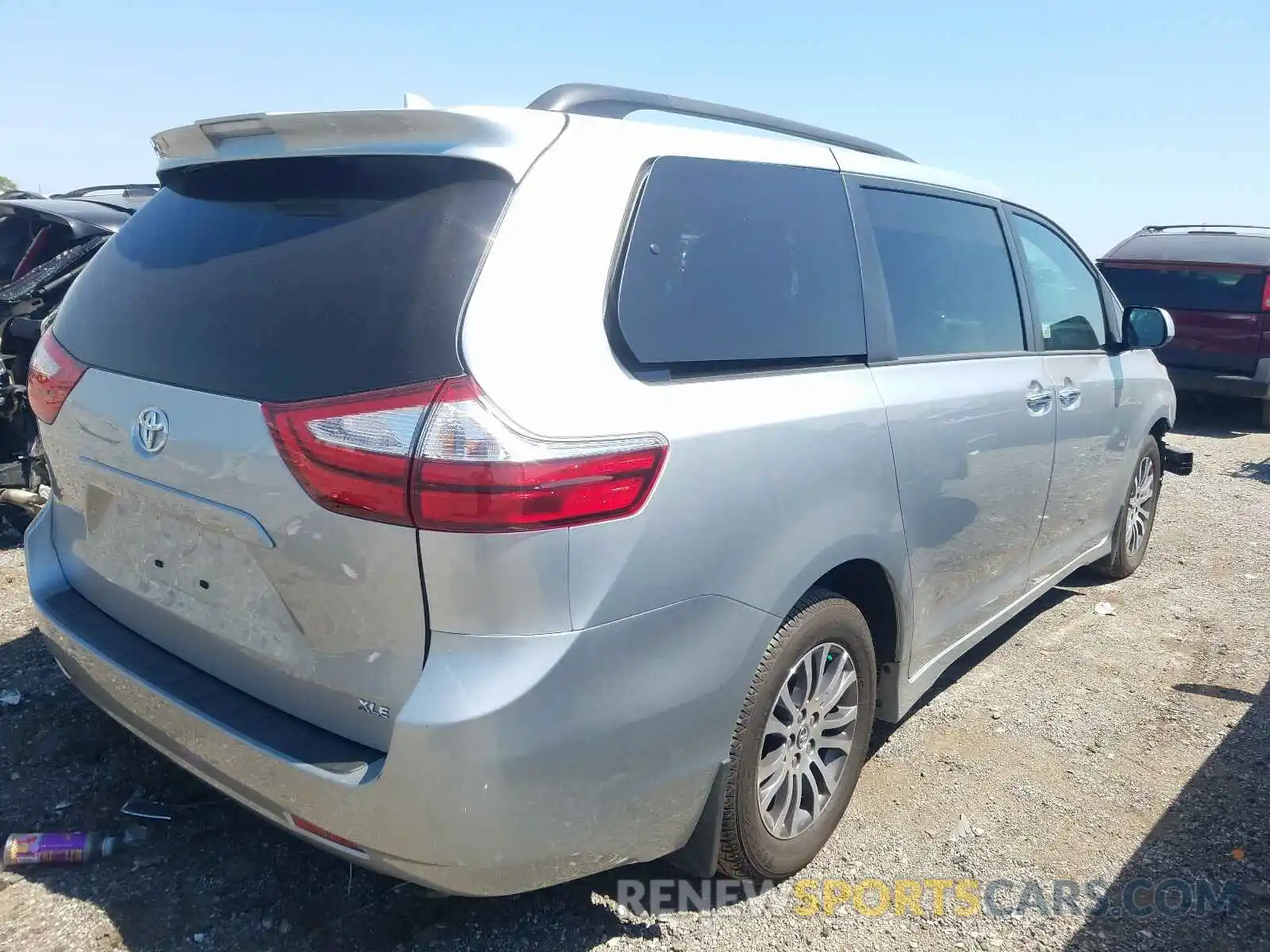 4 Фотография поврежденного автомобиля 5TDYZ3DCXKS998737 TOYOTA SIENNA 2019