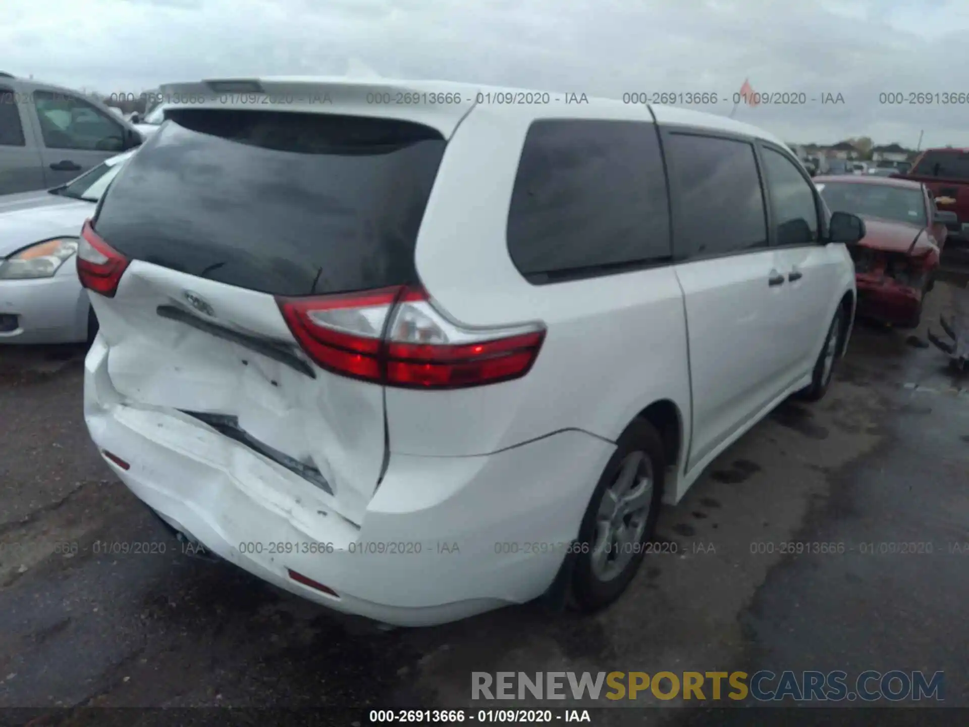 4 Фотография поврежденного автомобиля 5TDZZ3DC1KS984178 TOYOTA SIENNA 2019