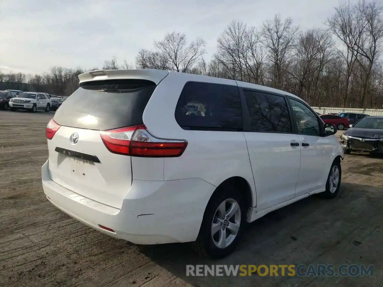 4 Фотография поврежденного автомобиля 5TDZZ3DC5KS001888 TOYOTA SIENNA 2019