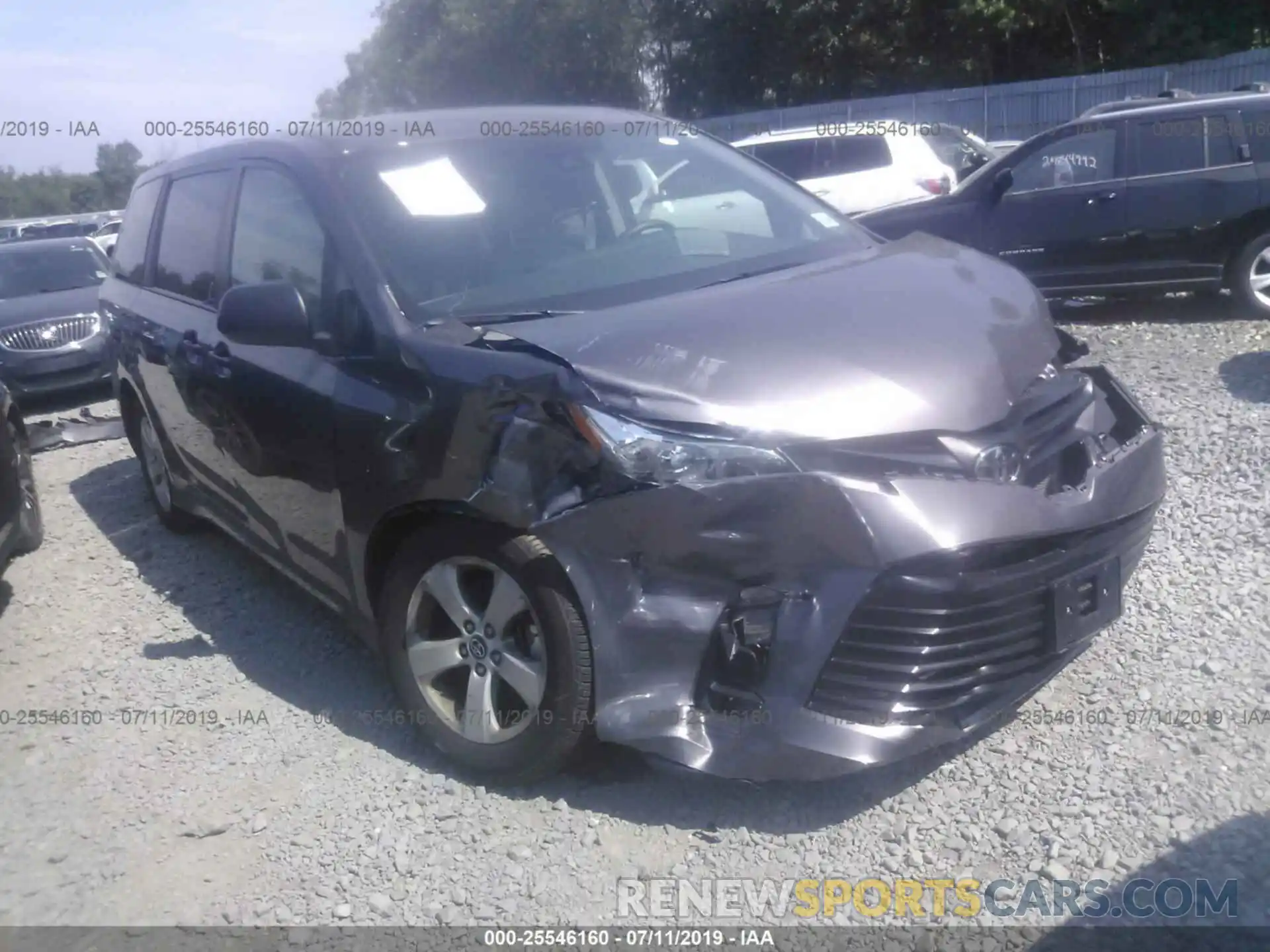 1 Photograph of a damaged car 5TDZZ3DC5KS993983 TOYOTA SIENNA 2019