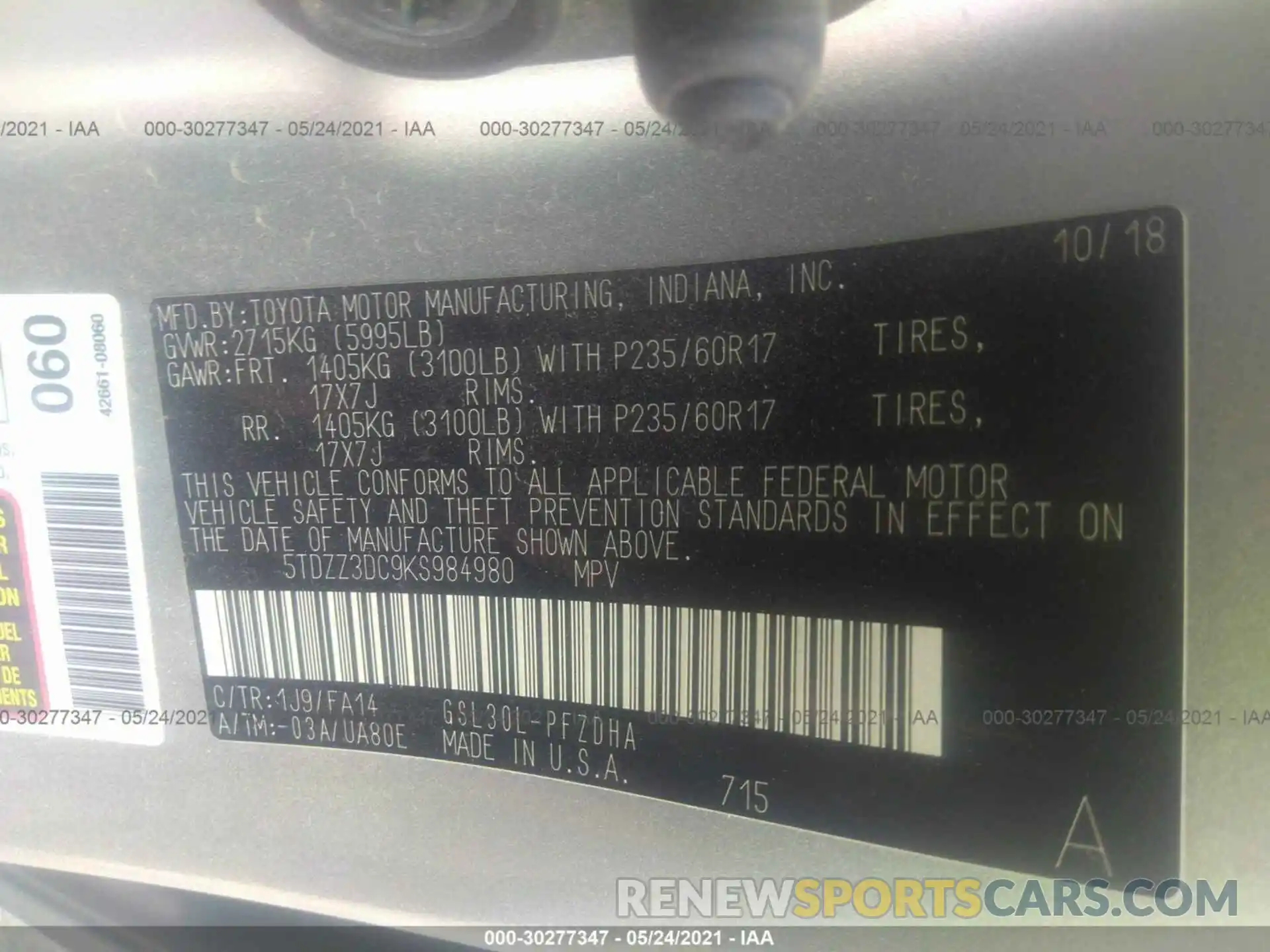 9 Photograph of a damaged car 5TDZZ3DC9KS984980 TOYOTA SIENNA 2019