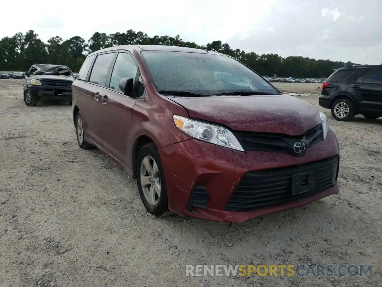 1 Photograph of a damaged car 5TDZZ3DCXKS002583 TOYOTA SIENNA 2019