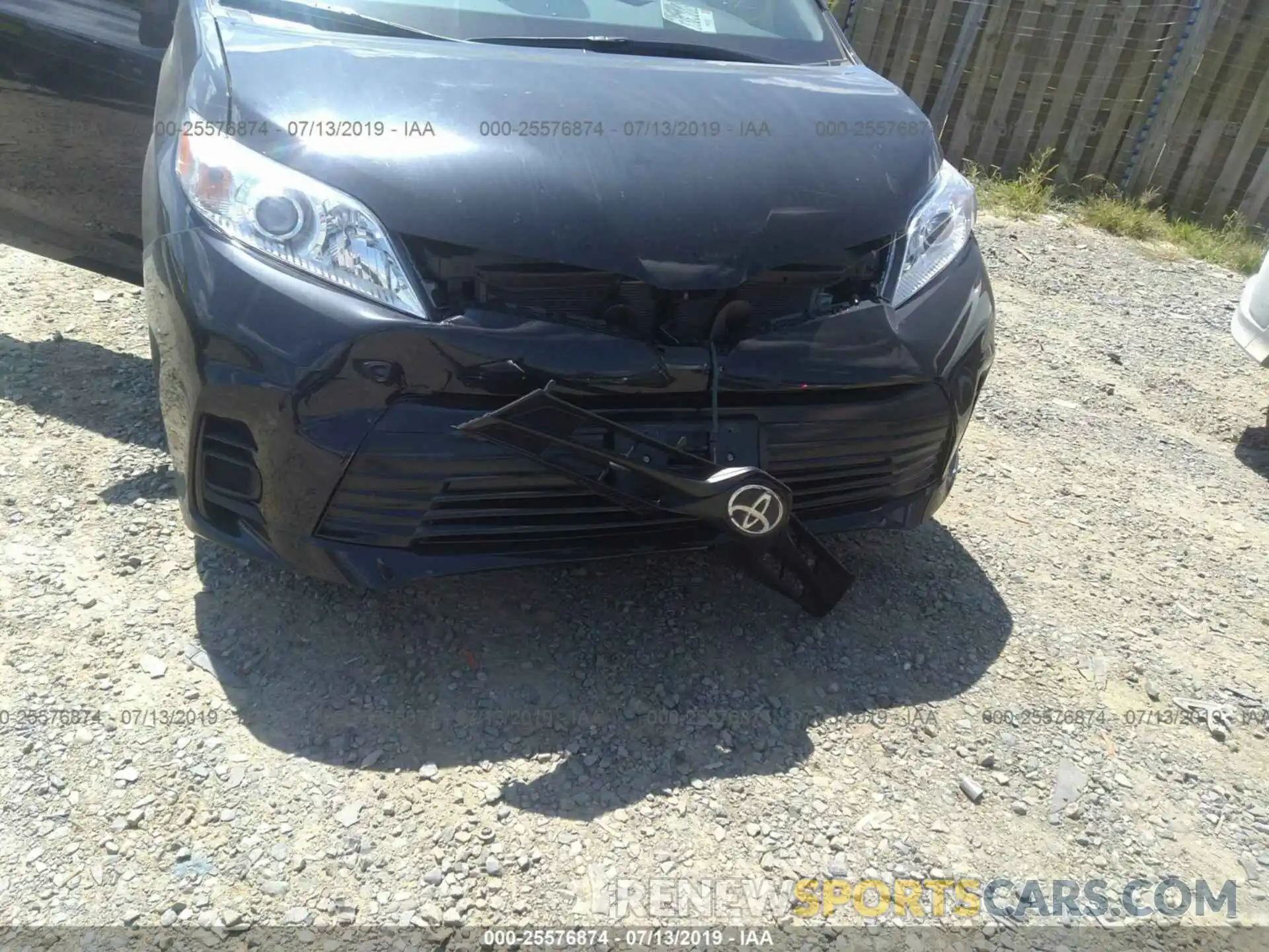 6 Фотография поврежденного автомобиля 5TDZZ3DCXKS003233 TOYOTA SIENNA 2019