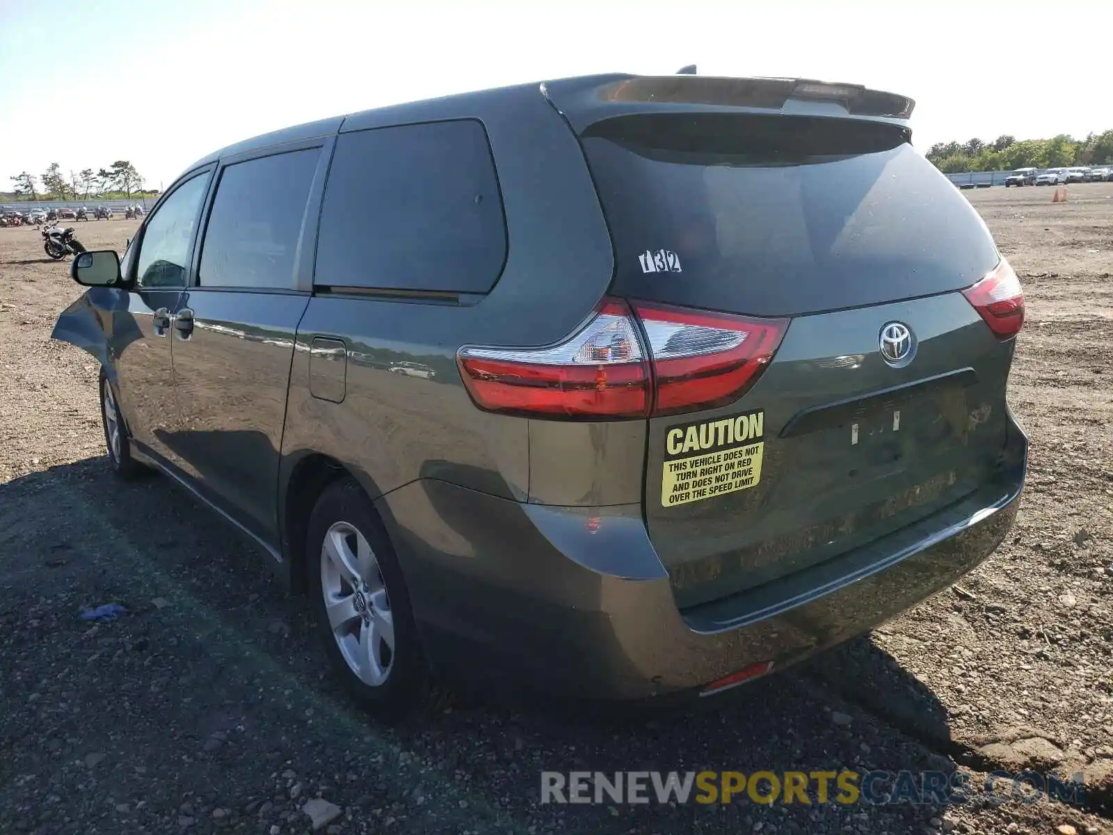 3 Фотография поврежденного автомобиля 5TDZZ3DCXKS007170 TOYOTA SIENNA 2019