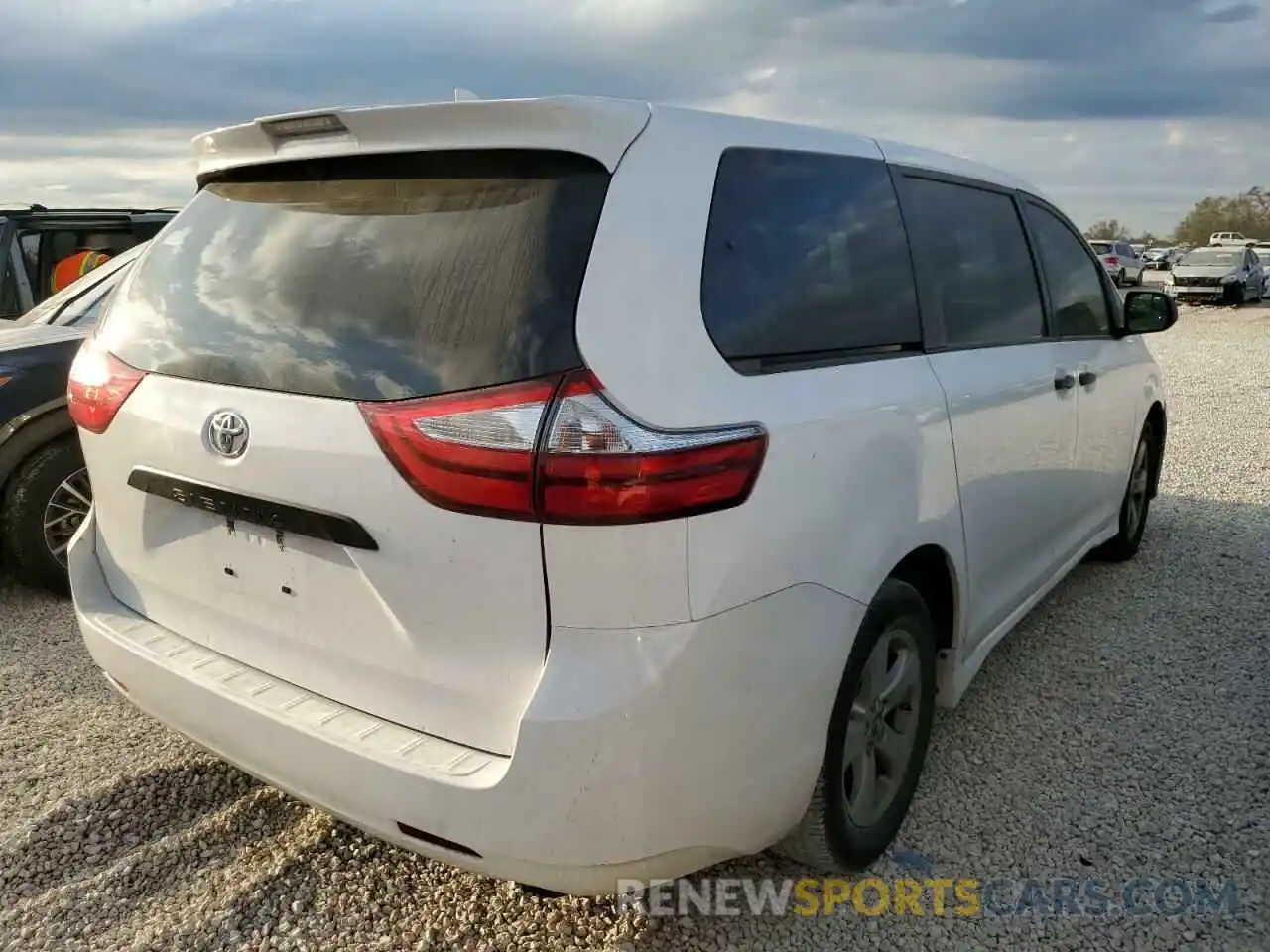 4 Фотография поврежденного автомобиля 5TDZZ3DCXKS016788 TOYOTA SIENNA 2019