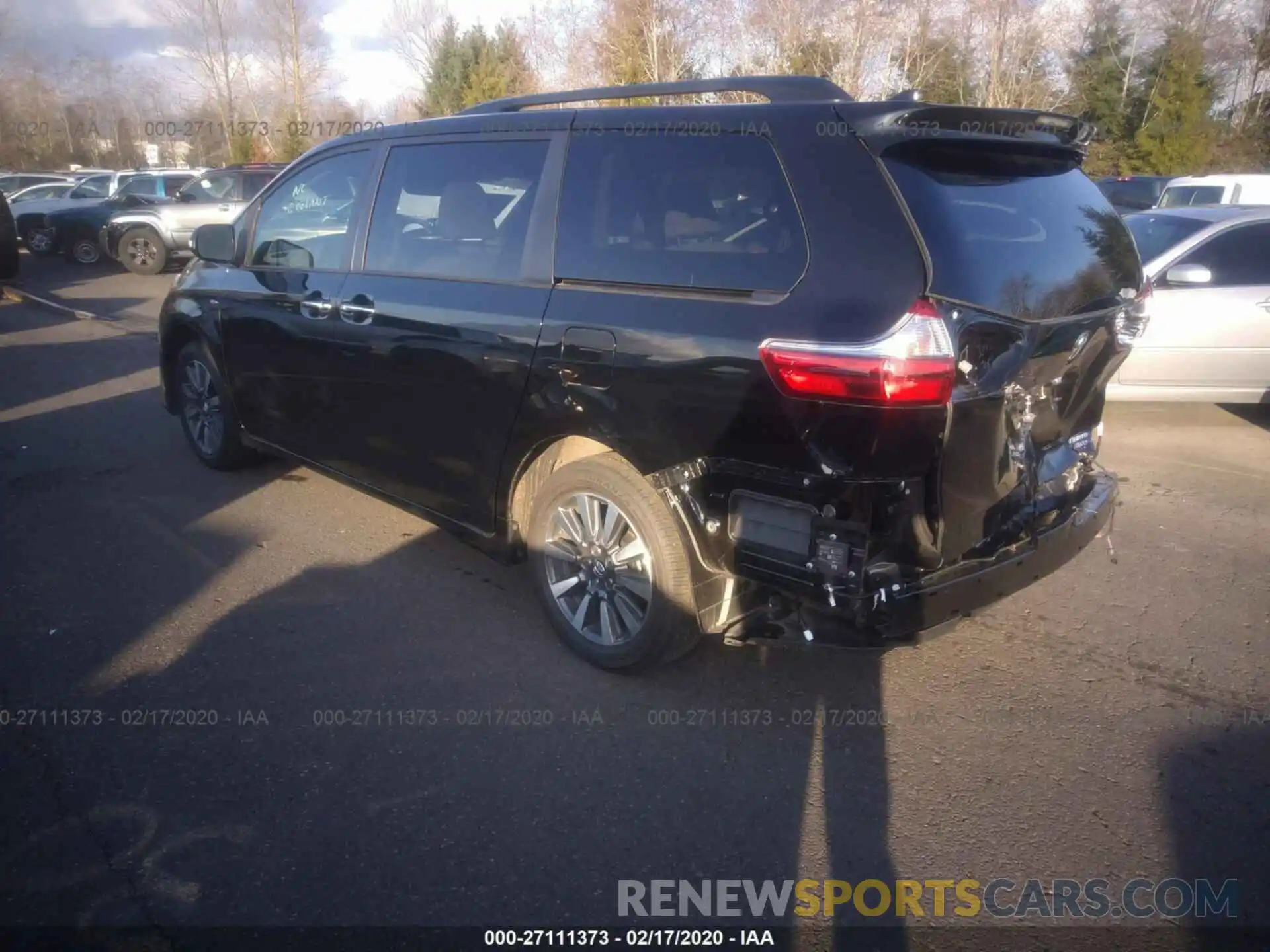 3 Photograph of a damaged car 5TDDZ3DC1LS229009 TOYOTA SIENNA 2020