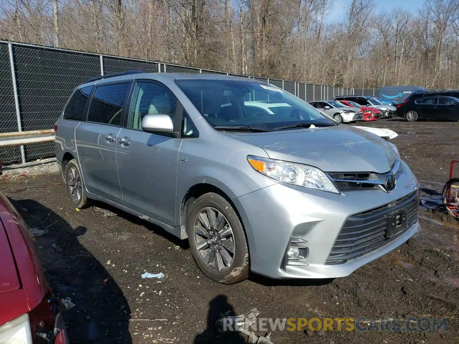 1 Photograph of a damaged car 5TDDZ3DC1LS229852 TOYOTA SIENNA 2020