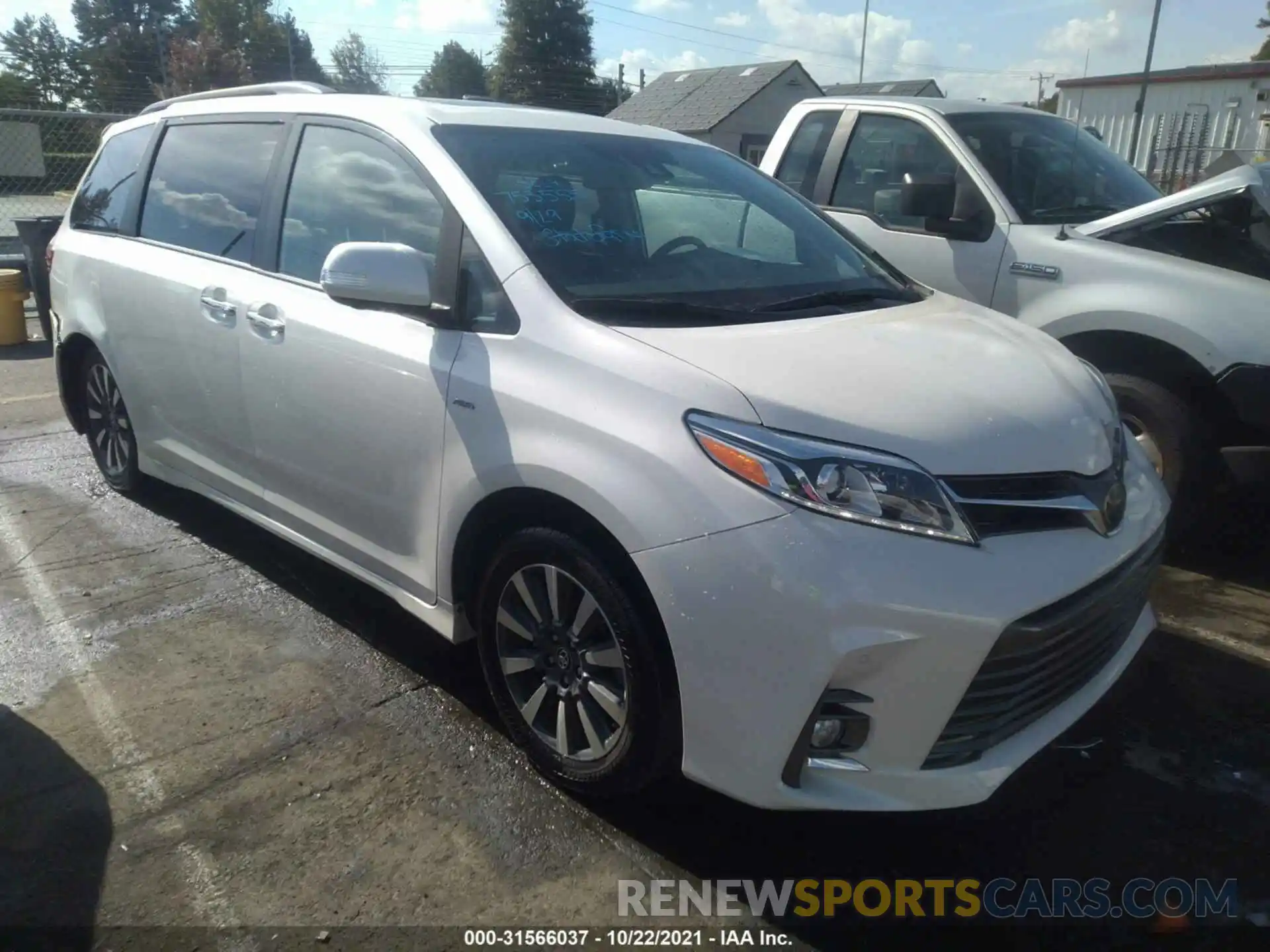 1 Photograph of a damaged car 5TDDZ3DC1LS234470 TOYOTA SIENNA 2020