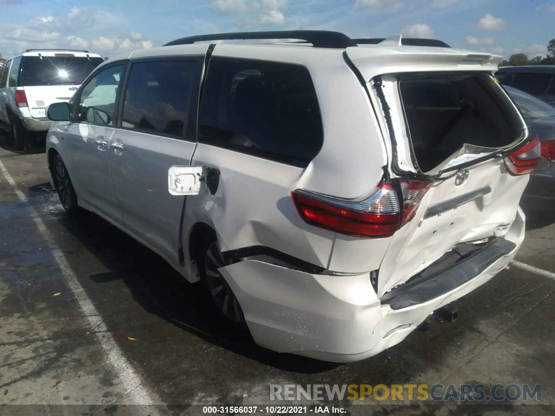 3 Photograph of a damaged car 5TDDZ3DC1LS234470 TOYOTA SIENNA 2020