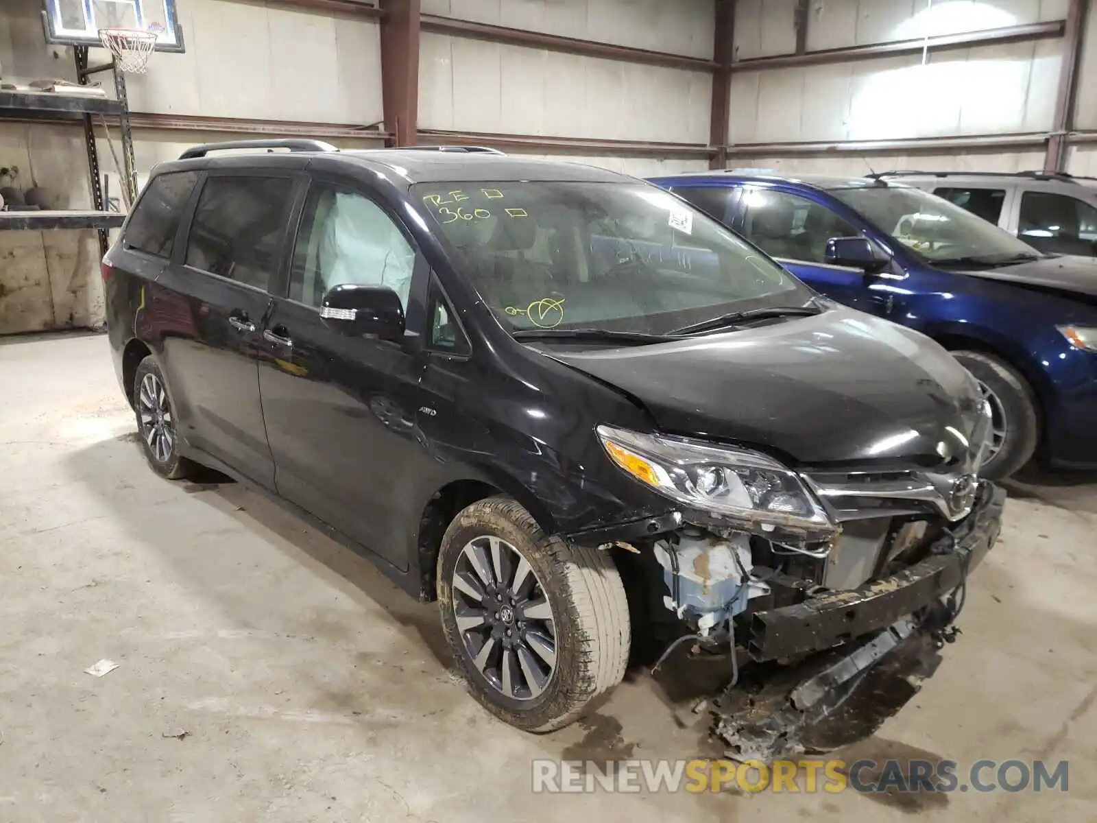 1 Photograph of a damaged car 5TDDZ3DC2LS228886 TOYOTA SIENNA 2020