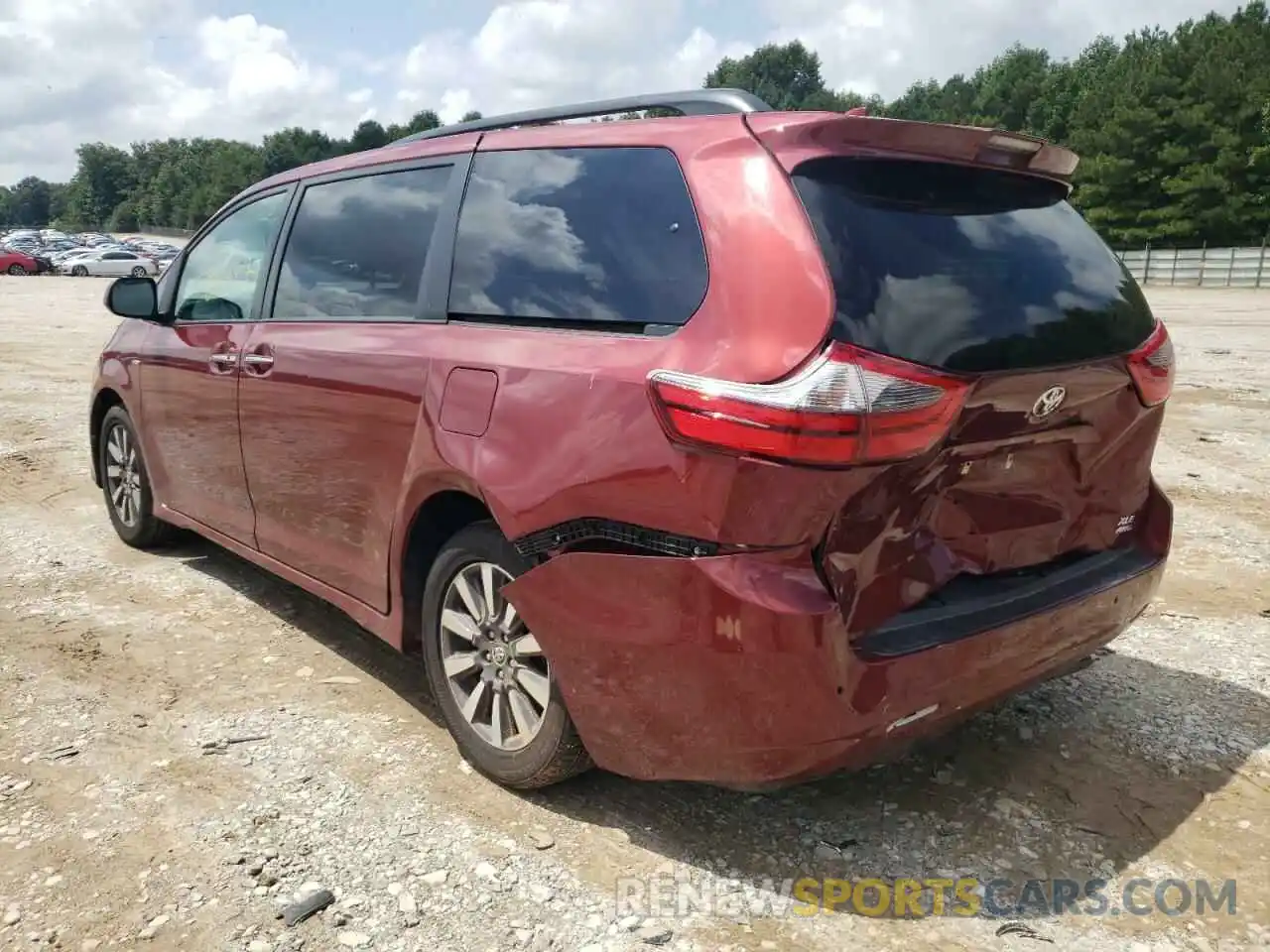 3 Photograph of a damaged car 5TDDZ3DC2LS232386 TOYOTA SIENNA 2020