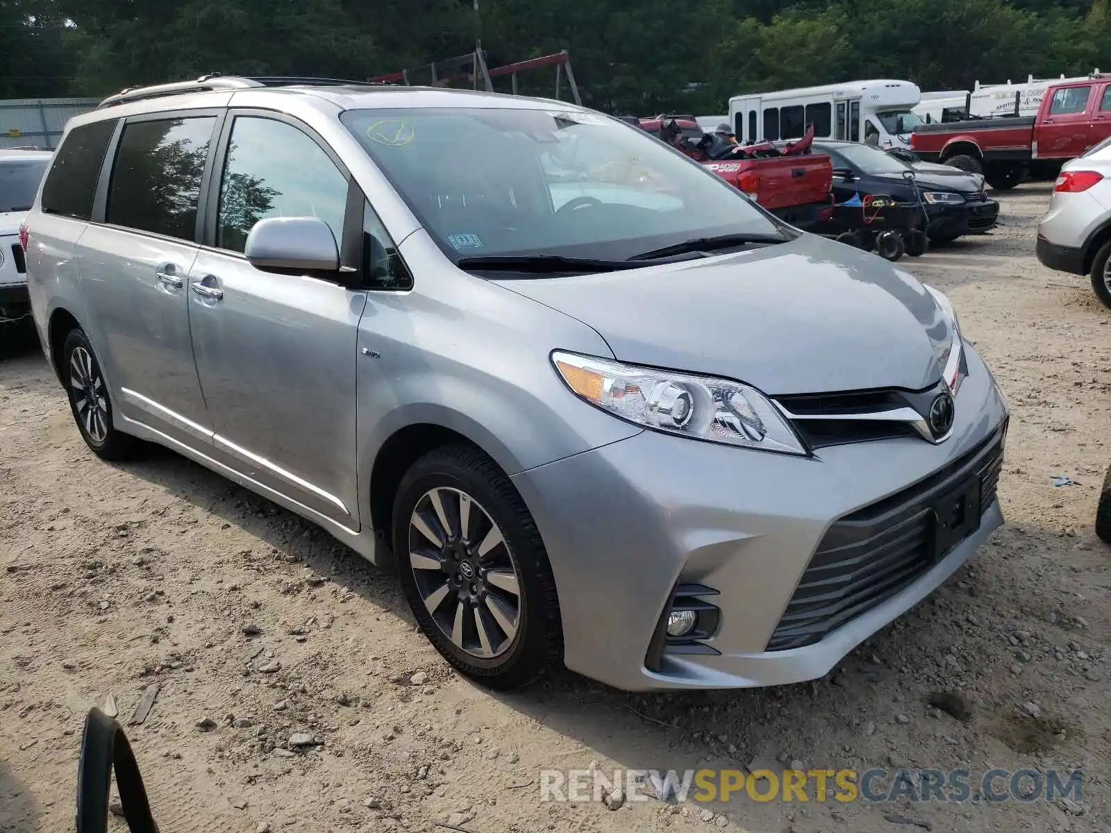 1 Photograph of a damaged car 5TDDZ3DC2LS239905 TOYOTA SIENNA 2020