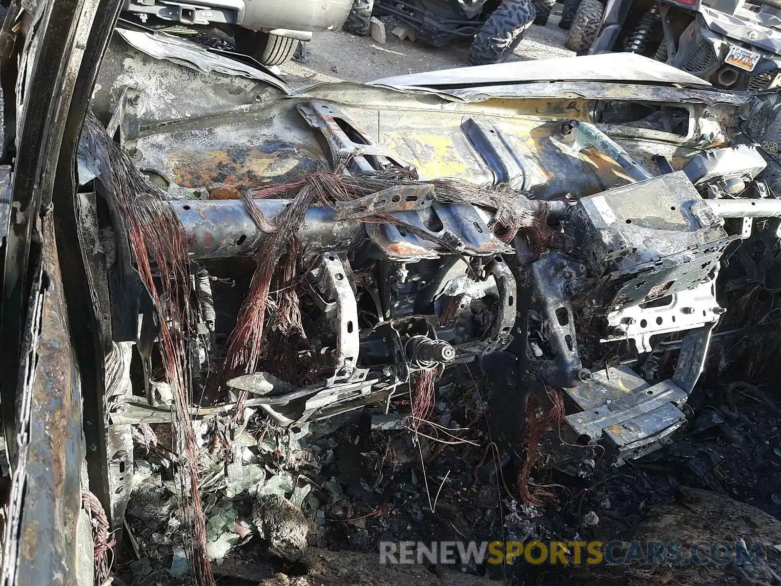 8 Photograph of a damaged car 5TDDZ3DC4LS234544 TOYOTA SIENNA 2020