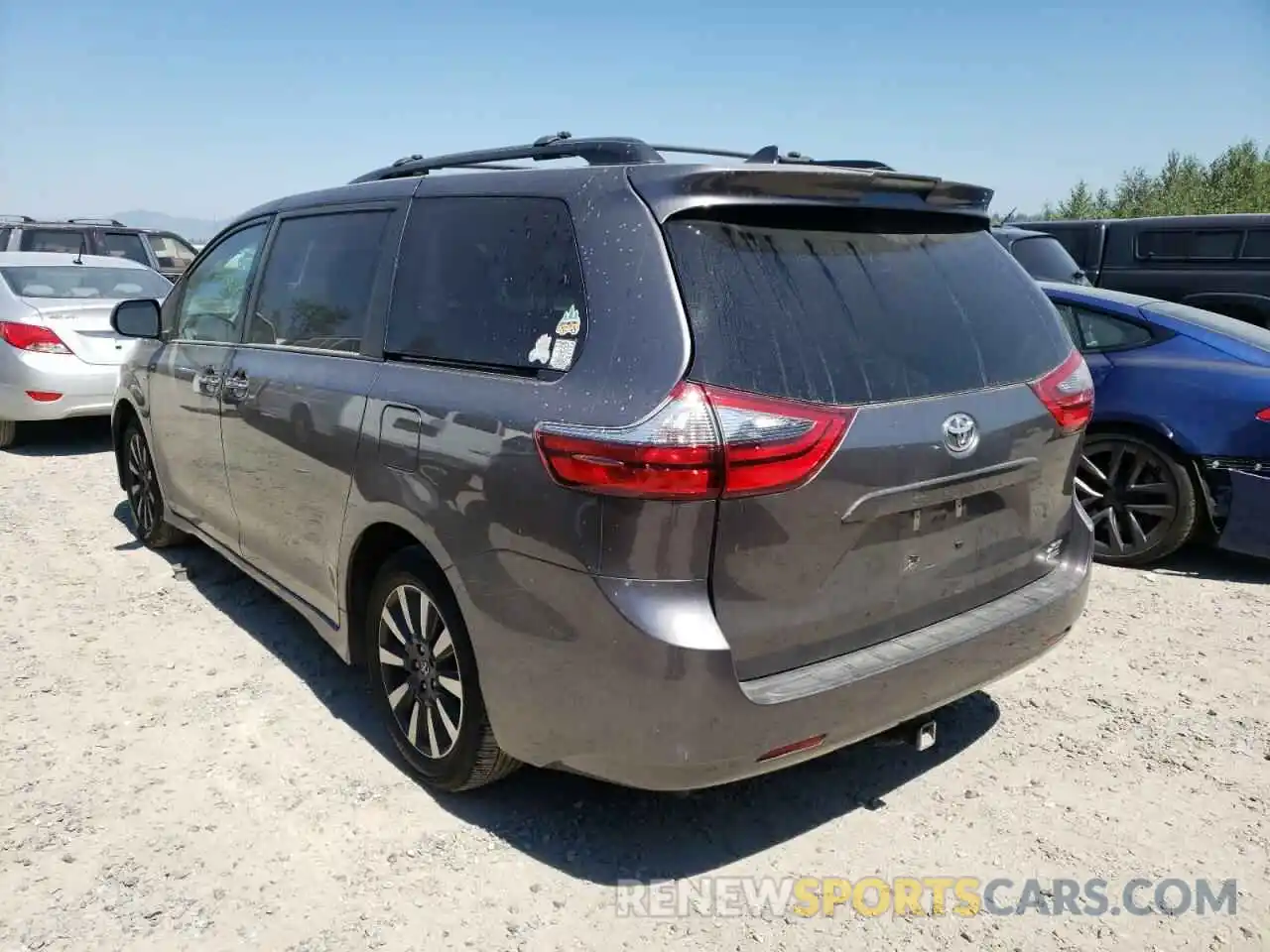 3 Фотография поврежденного автомобиля 5TDDZ3DC4LS236553 TOYOTA SIENNA 2020