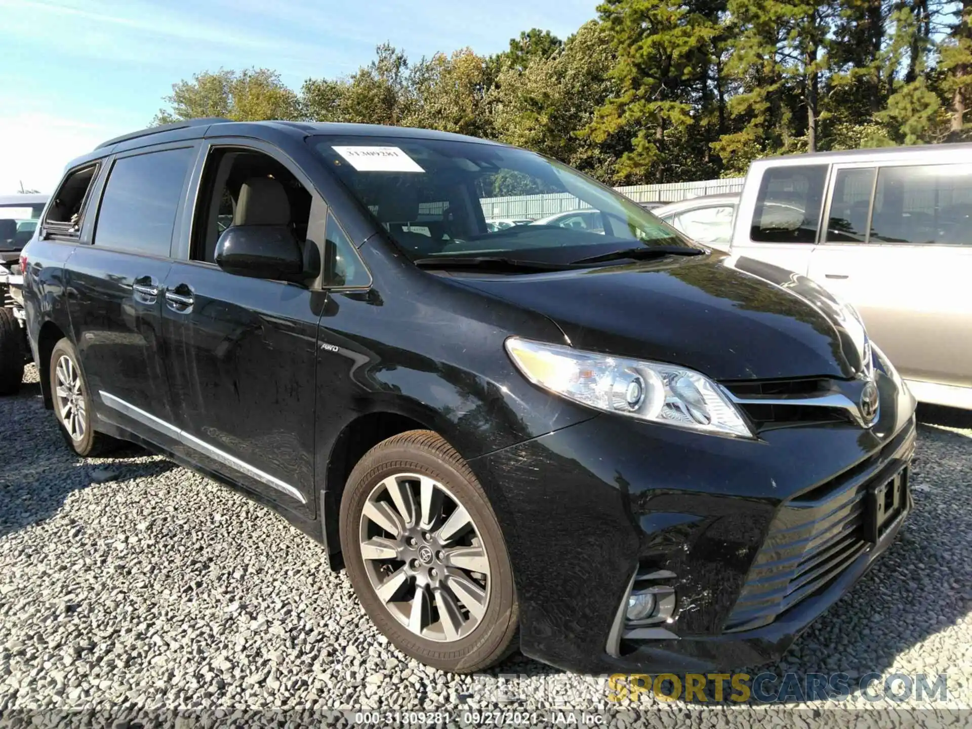 1 Photograph of a damaged car 5TDDZ3DC4LS237489 TOYOTA SIENNA 2020