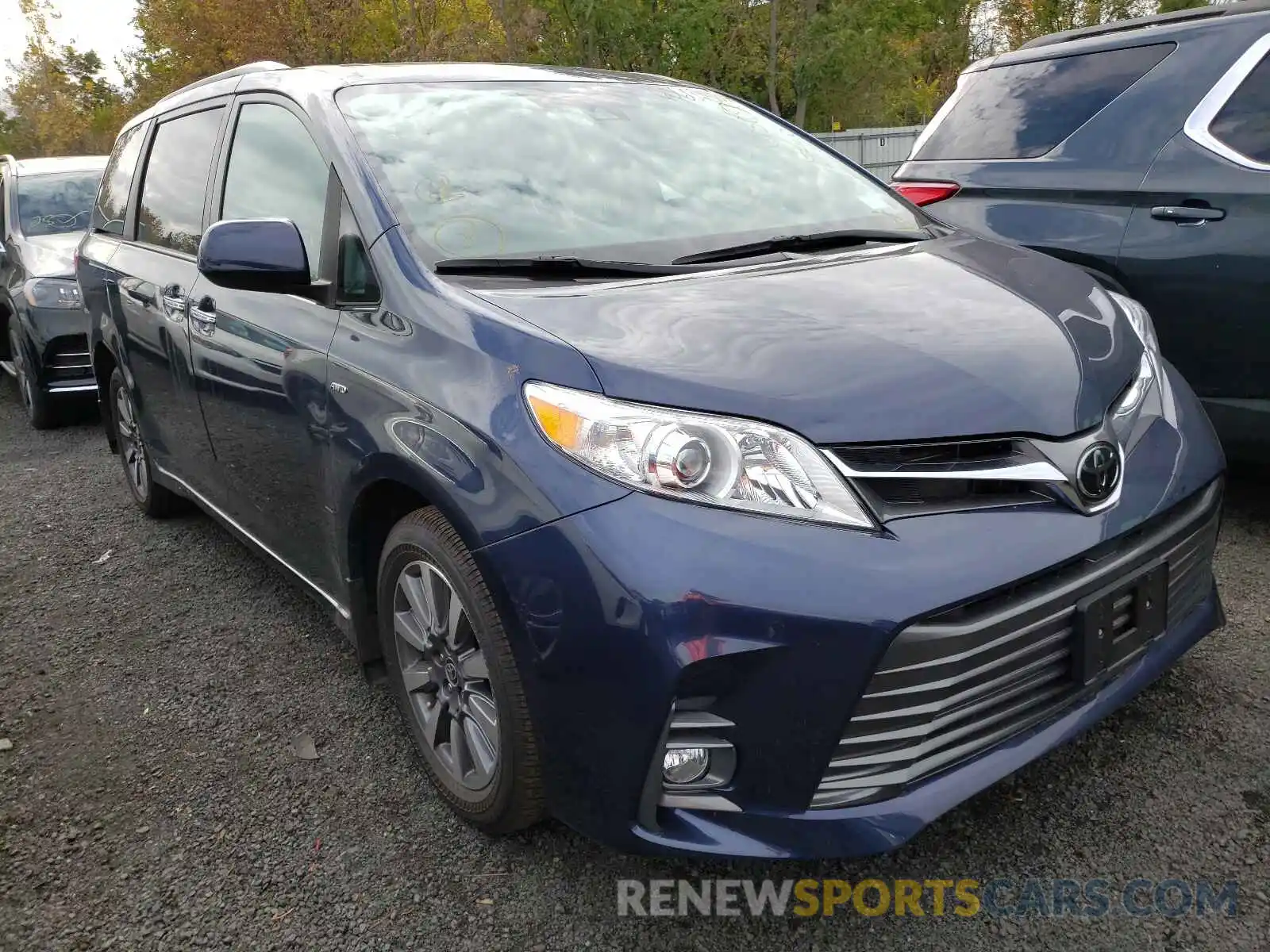 1 Photograph of a damaged car 5TDDZ3DC4LS251151 TOYOTA SIENNA 2020