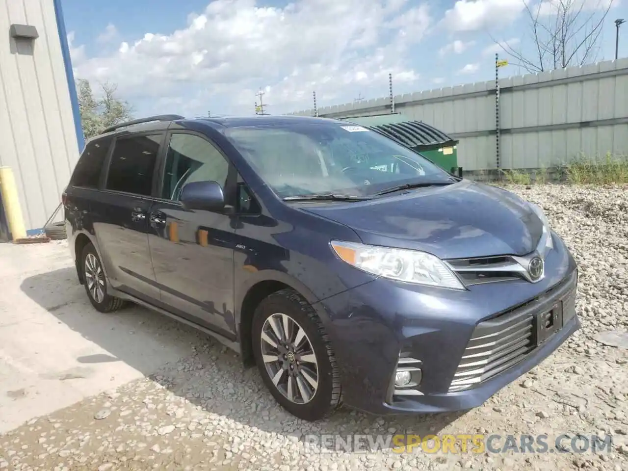 1 Photograph of a damaged car 5TDDZ3DC5LS243608 TOYOTA SIENNA 2020