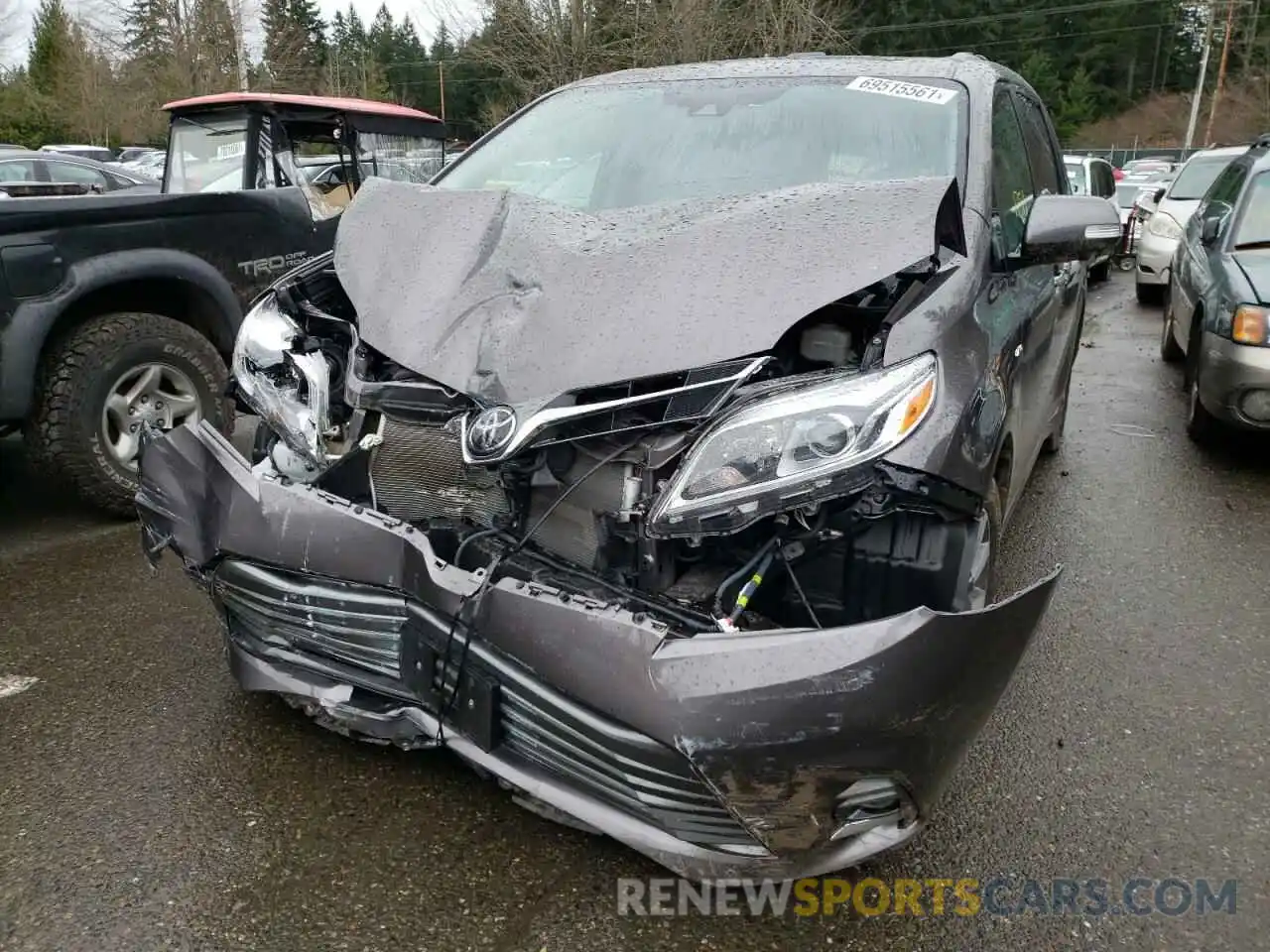 2 Photograph of a damaged car 5TDDZ3DC6LS246856 TOYOTA SIENNA 2020