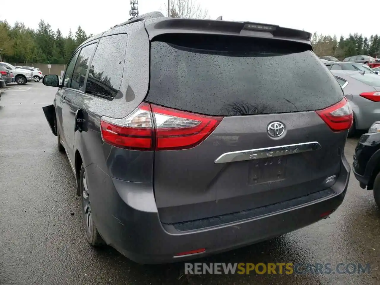 3 Photograph of a damaged car 5TDDZ3DC6LS246856 TOYOTA SIENNA 2020