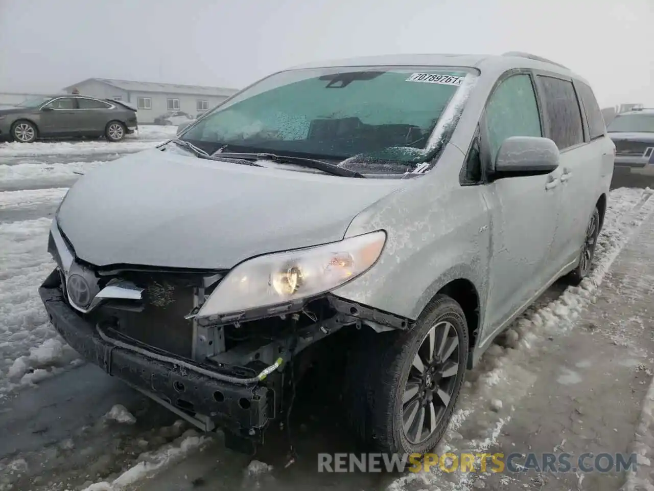 2 Photograph of a damaged car 5TDDZ3DC7LS228222 TOYOTA SIENNA 2020