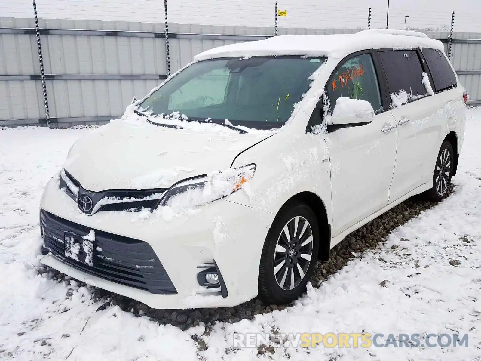 2 Фотография поврежденного автомобиля 5TDDZ3DC7LS237518 TOYOTA SIENNA 2020