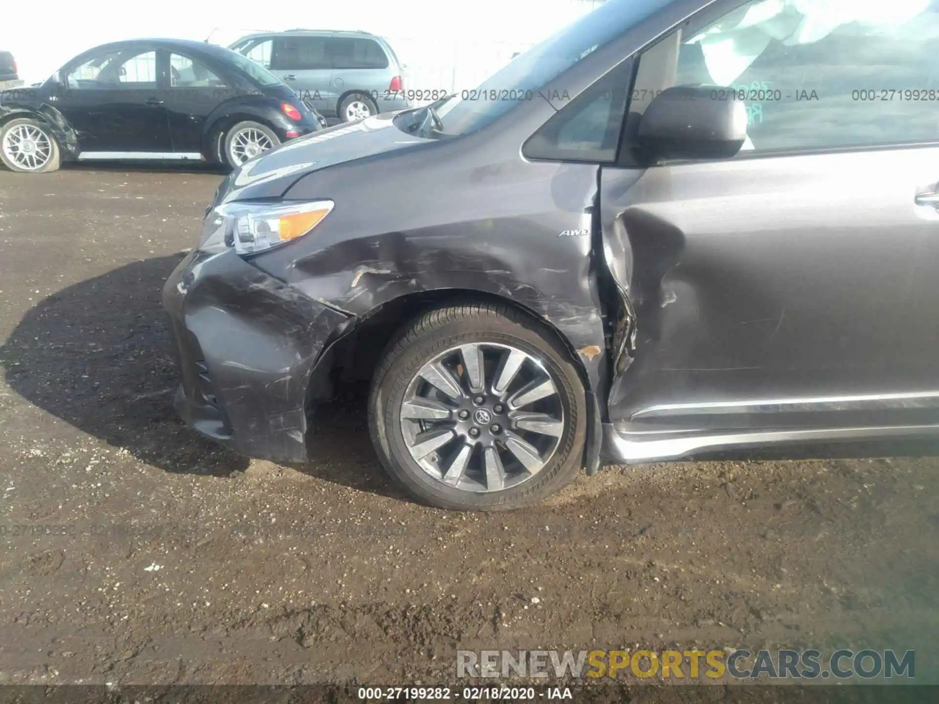 6 Photograph of a damaged car 5TDDZ3DC8LS234210 TOYOTA SIENNA 2020