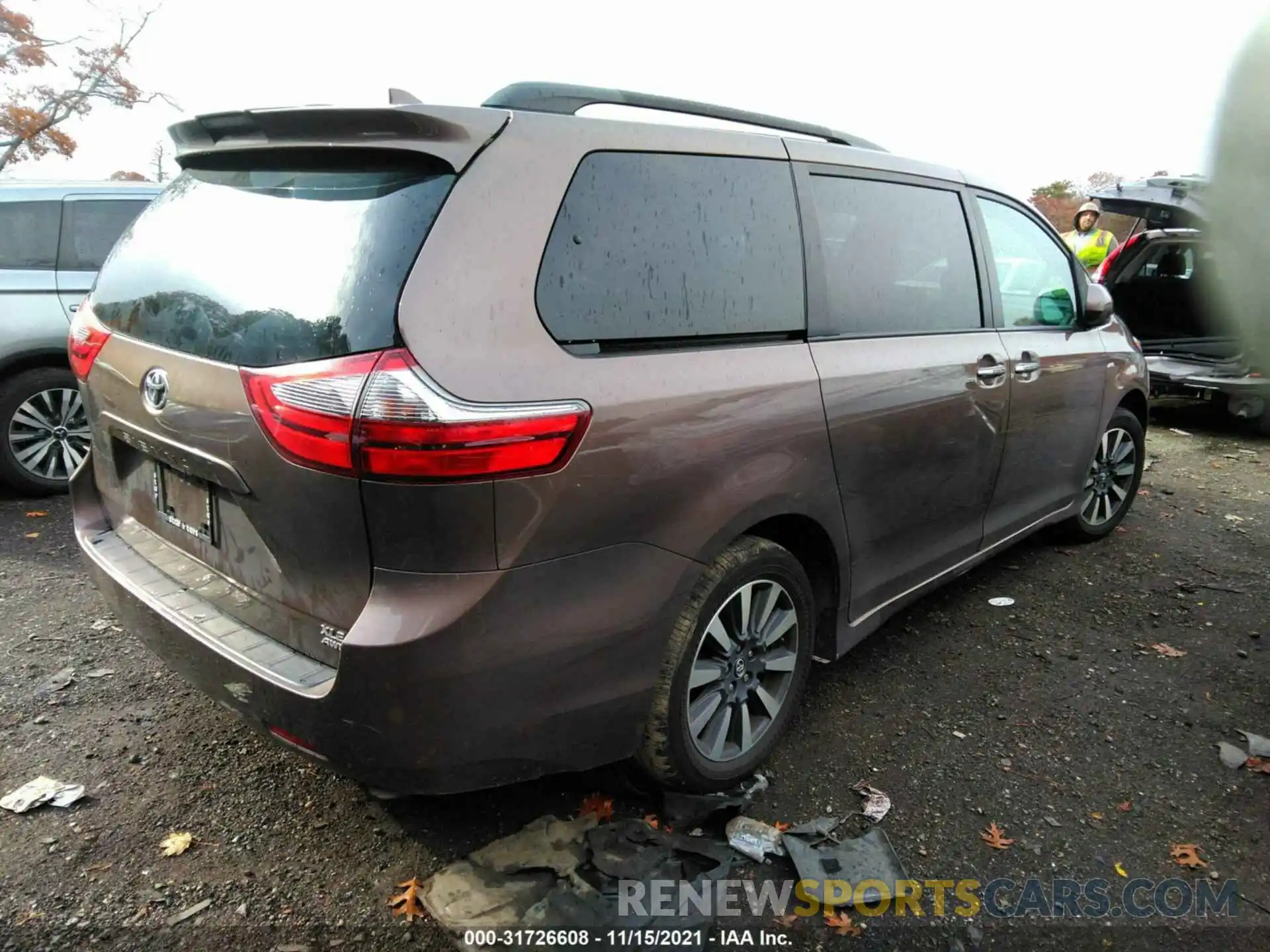 4 Фотография поврежденного автомобиля 5TDDZ3DC9LS235835 TOYOTA SIENNA 2020