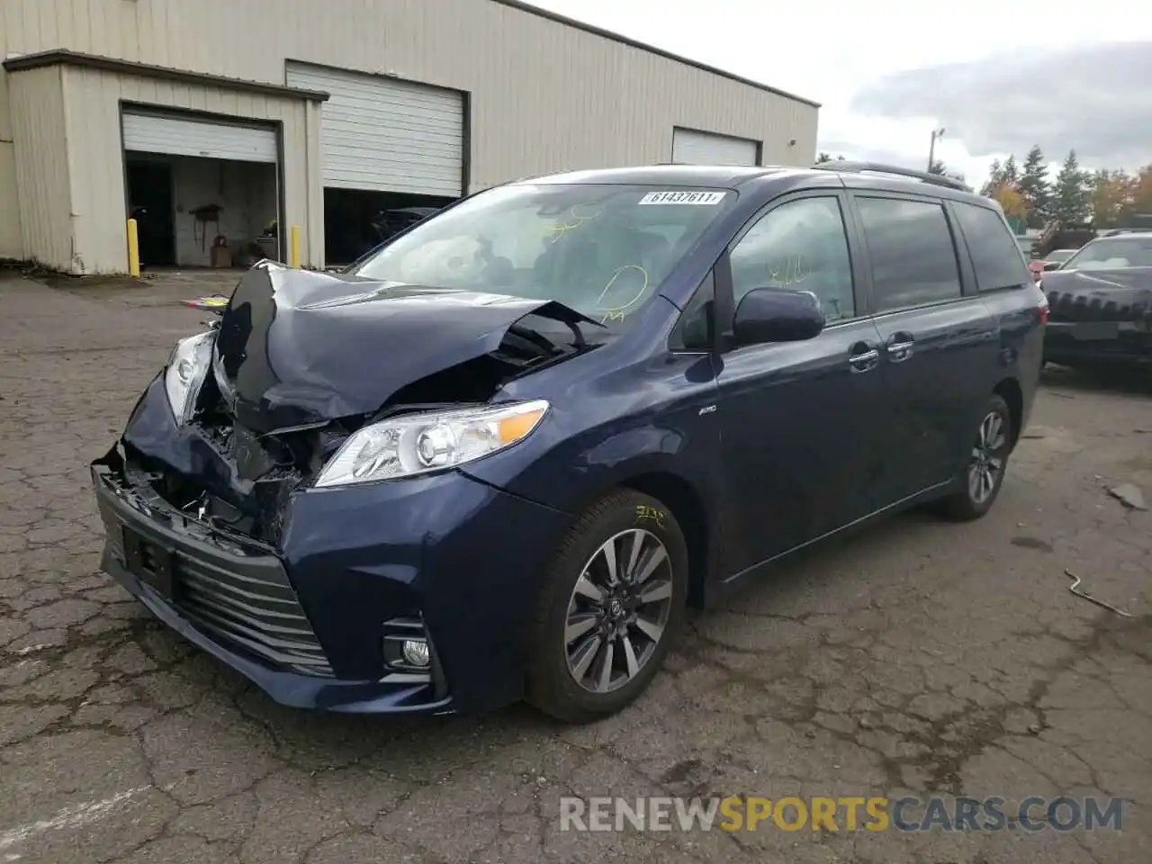 2 Photograph of a damaged car 5TDDZ3DCXLS231258 TOYOTA SIENNA 2020