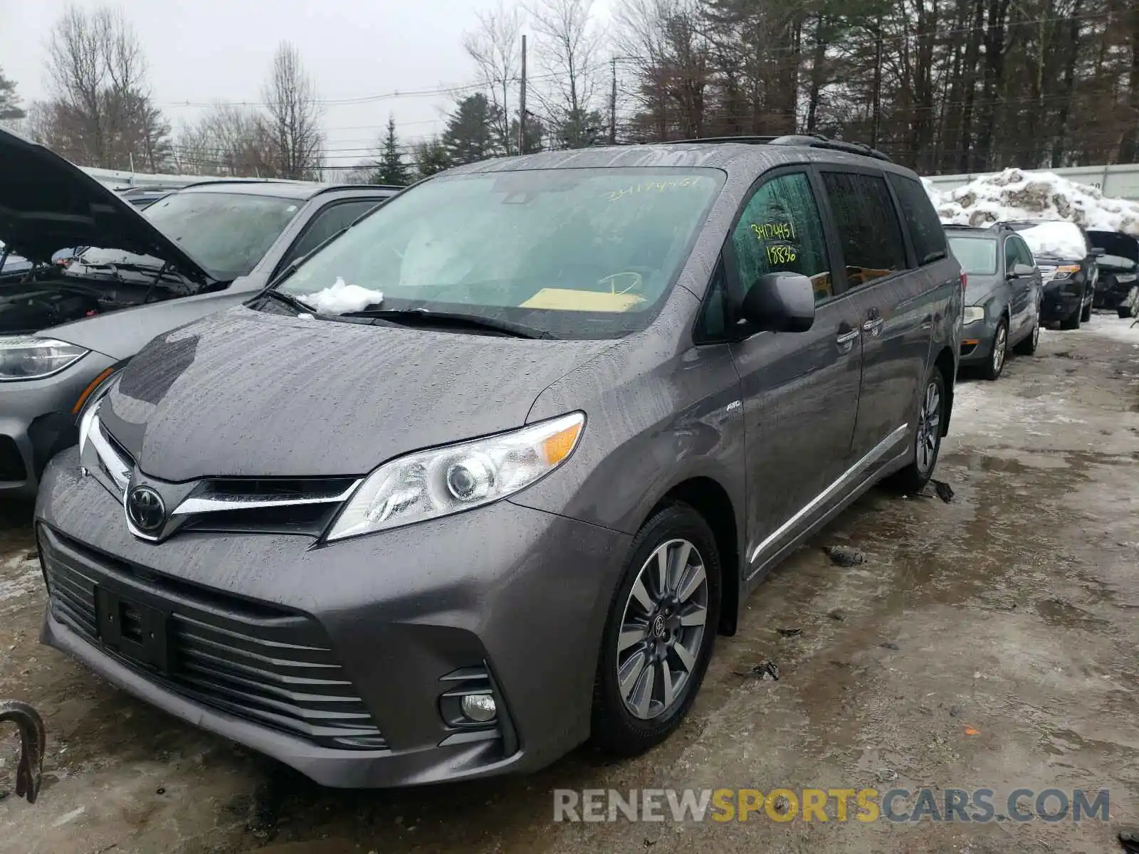 2 Photograph of a damaged car 5TDDZ3DCXLS242776 TOYOTA SIENNA 2020