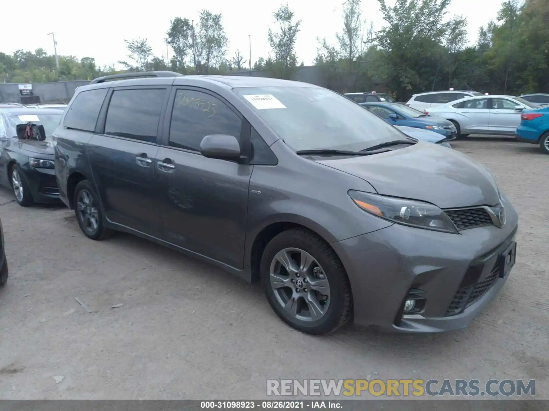 1 Photograph of a damaged car 5TDEZ3DC2LS235468 TOYOTA SIENNA 2020