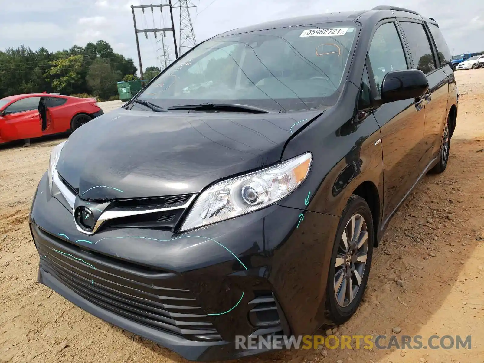 2 Photograph of a damaged car 5TDJZ3DC0LS248122 TOYOTA SIENNA 2020