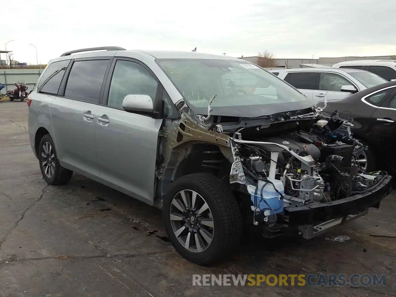 1 Photograph of a damaged car 5TDJZ3DC2LS239955 TOYOTA SIENNA 2020