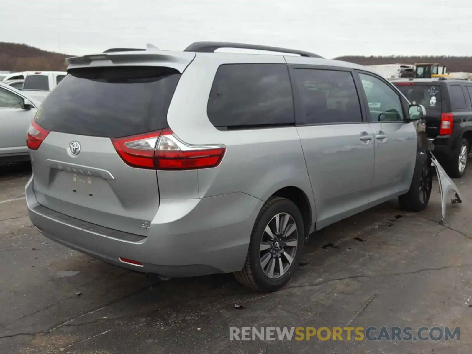 4 Фотография поврежденного автомобиля 5TDJZ3DC2LS239955 TOYOTA SIENNA 2020