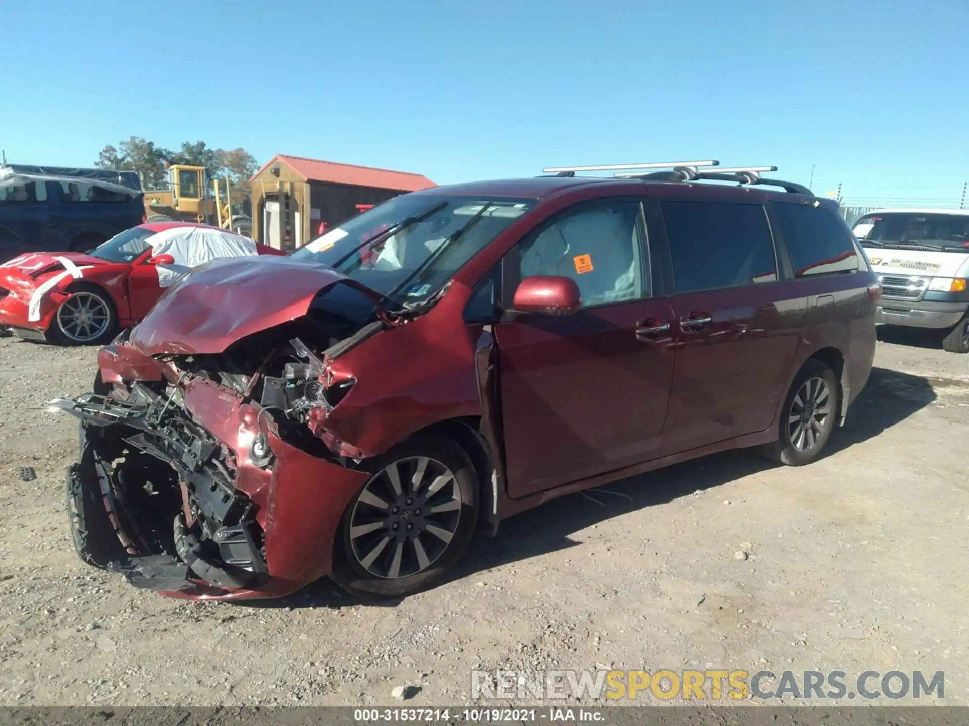 2 Photograph of a damaged car 5TDJZ3DC4LS239391 TOYOTA SIENNA 2020