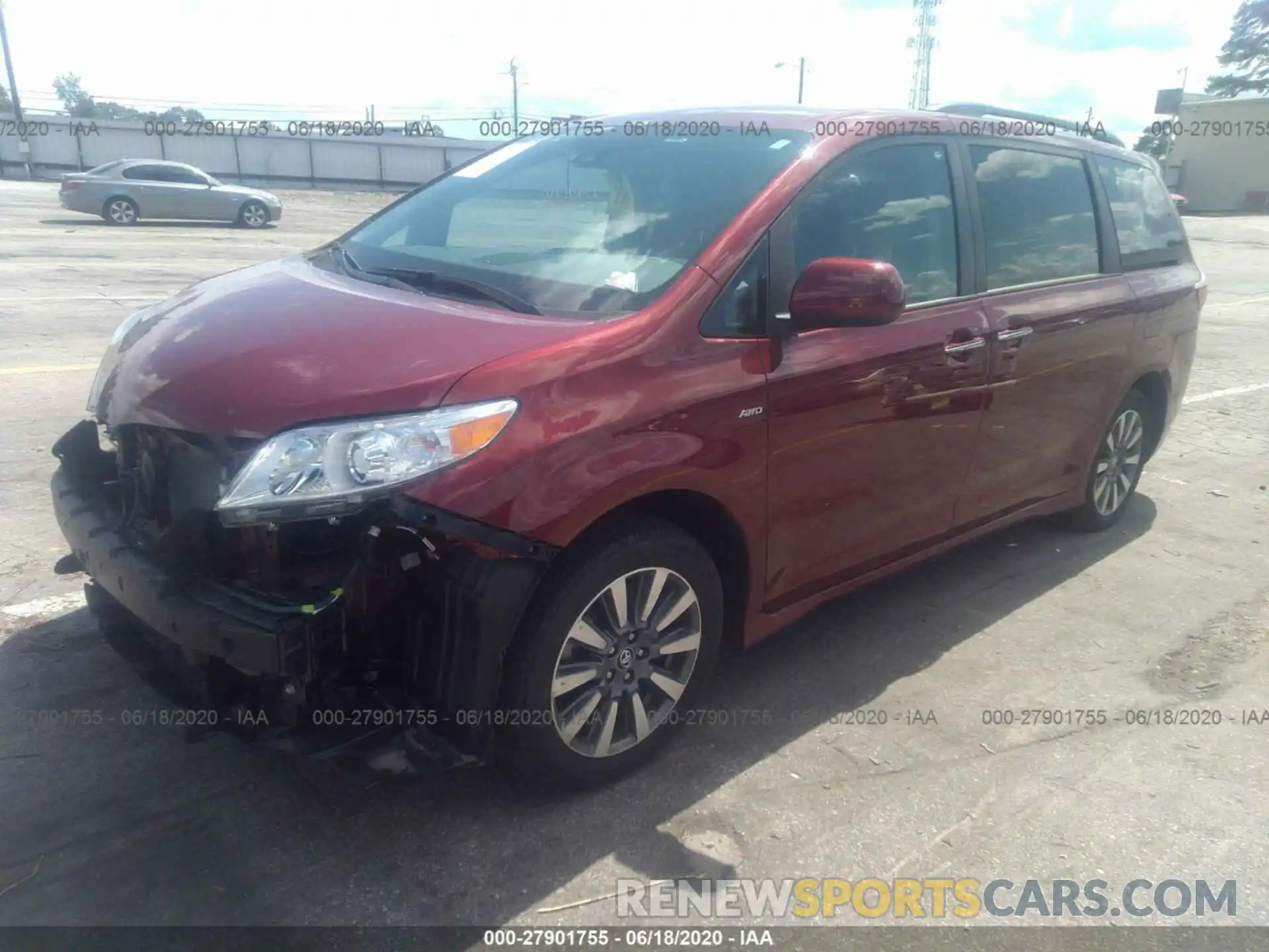 2 Photograph of a damaged car 5TDJZ3DC4LS242601 TOYOTA SIENNA 2020