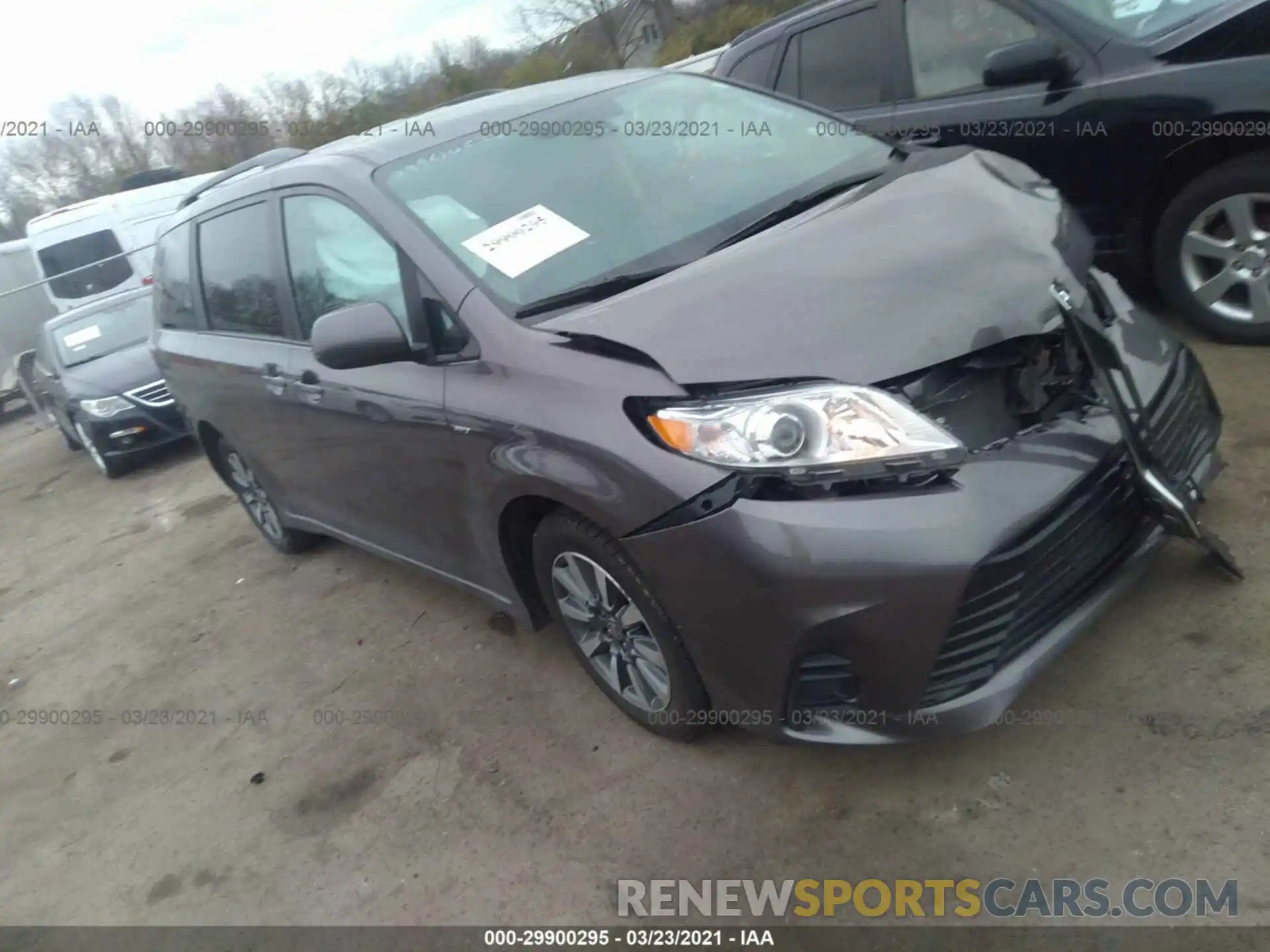 1 Photograph of a damaged car 5TDJZ3DC4LS251847 TOYOTA SIENNA 2020