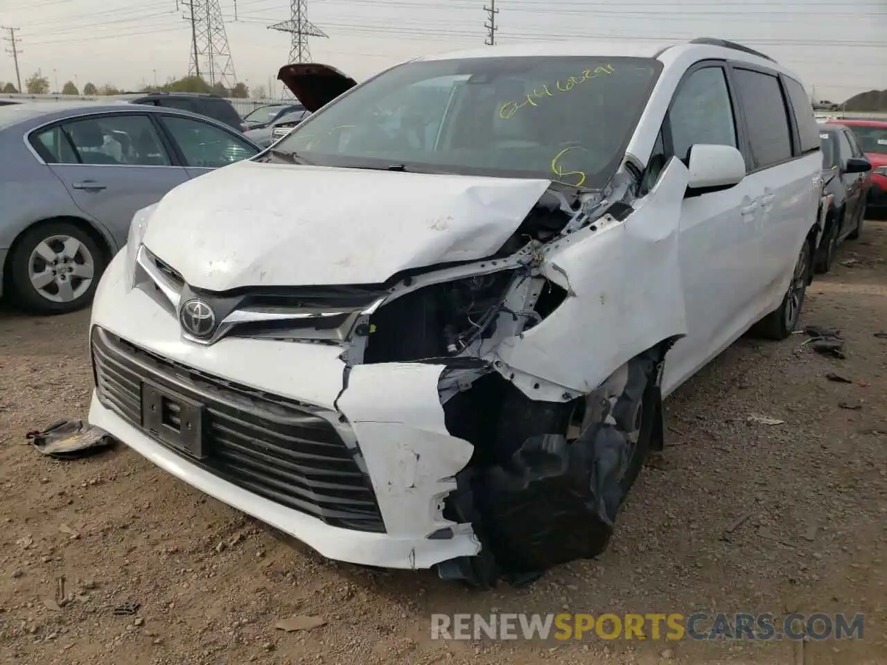 2 Photograph of a damaged car 5TDJZ3DC5LS231087 TOYOTA SIENNA 2020