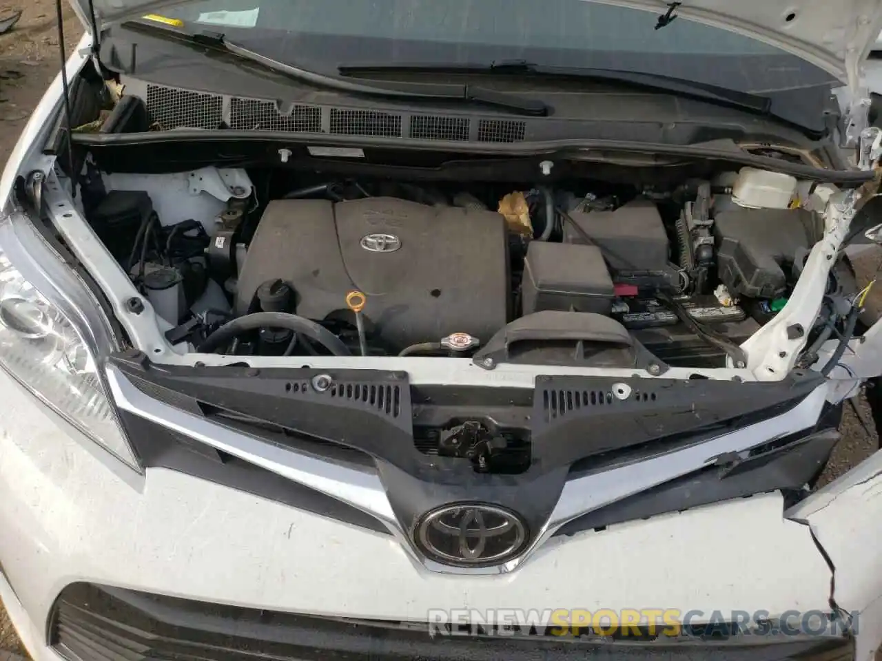 7 Photograph of a damaged car 5TDJZ3DC5LS231087 TOYOTA SIENNA 2020