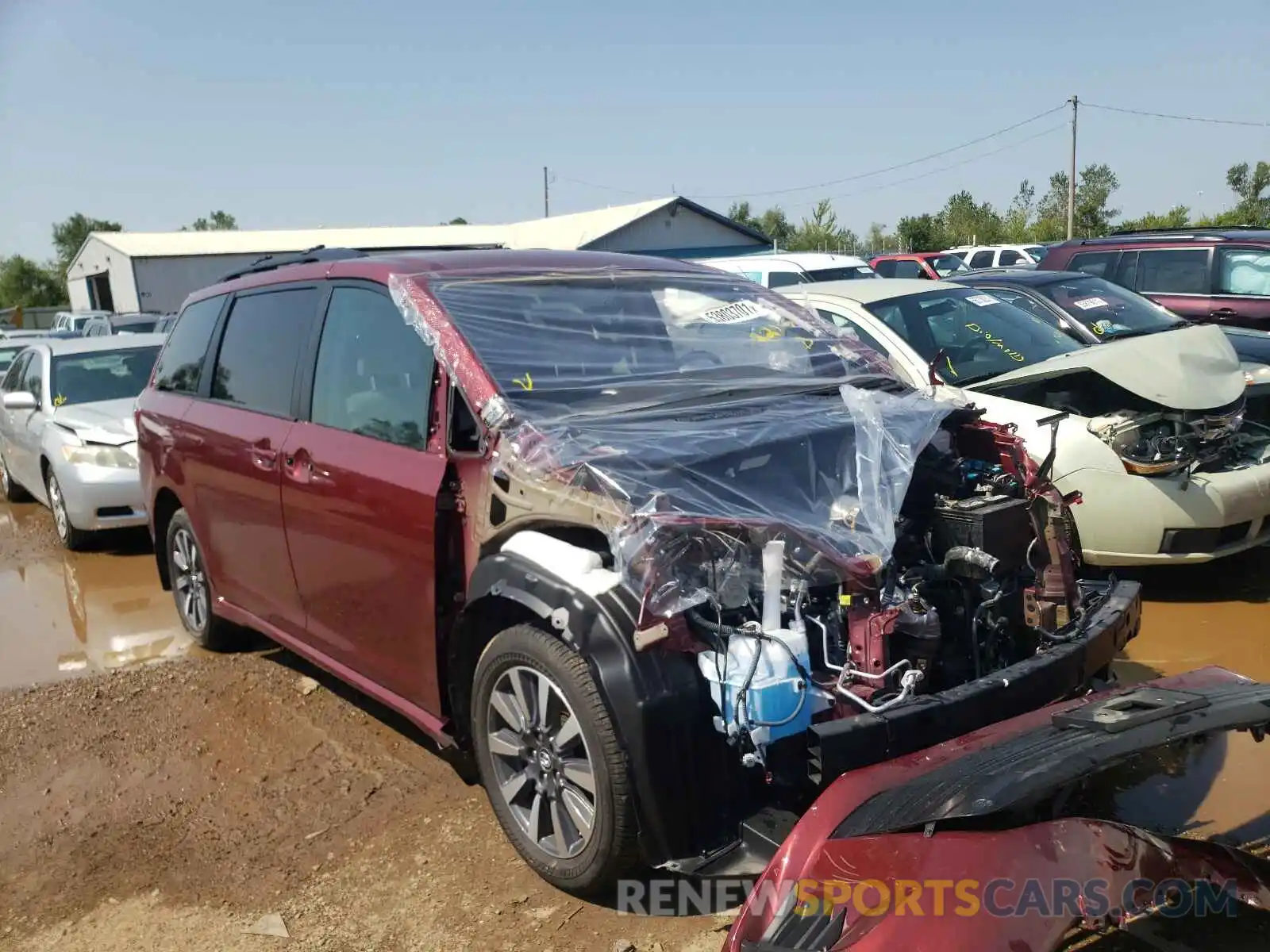 1 Photograph of a damaged car 5TDJZ3DC5LS234510 TOYOTA SIENNA 2020