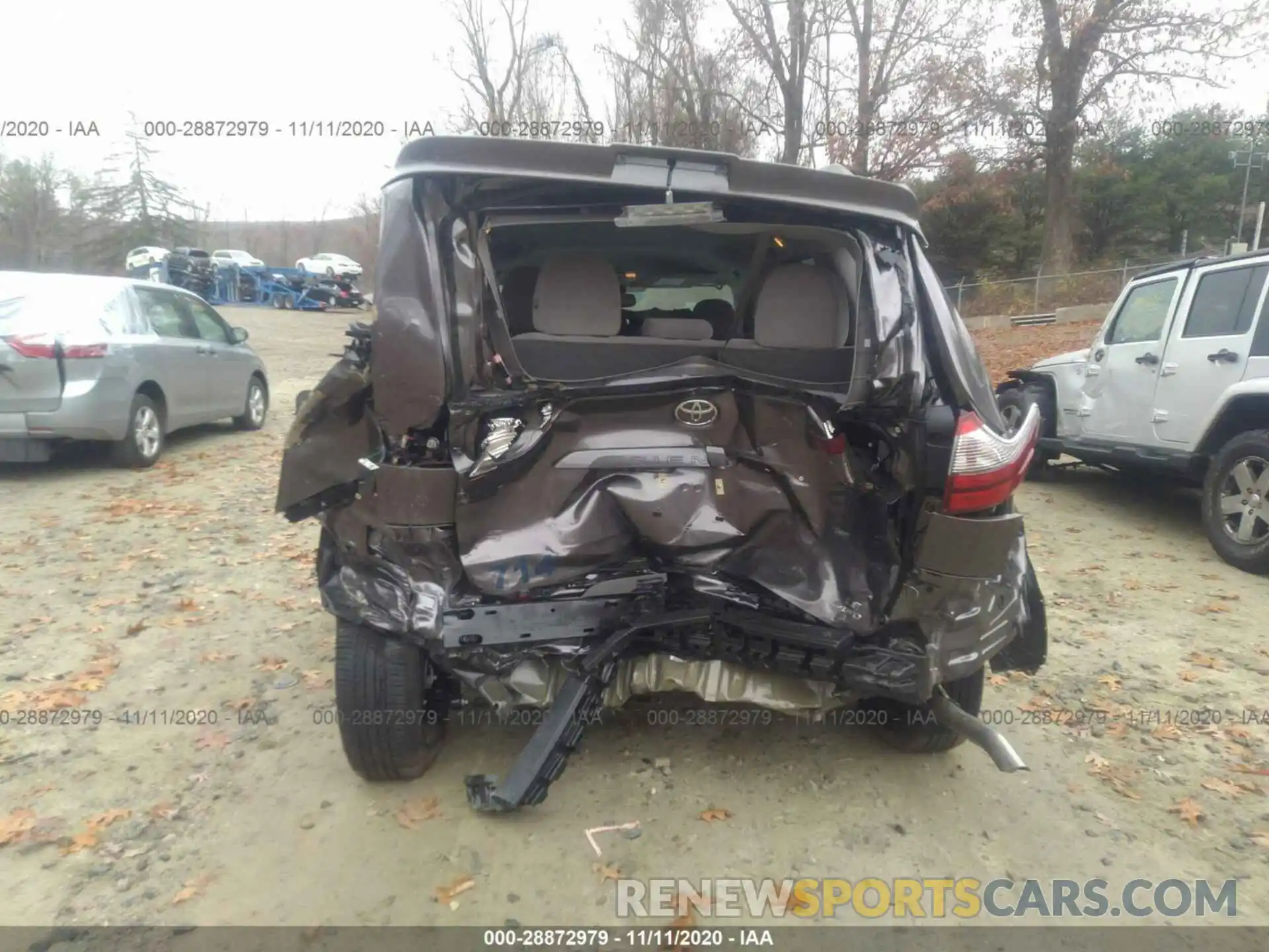 6 Photograph of a damaged car 5TDJZ3DC5LS242297 TOYOTA SIENNA 2020