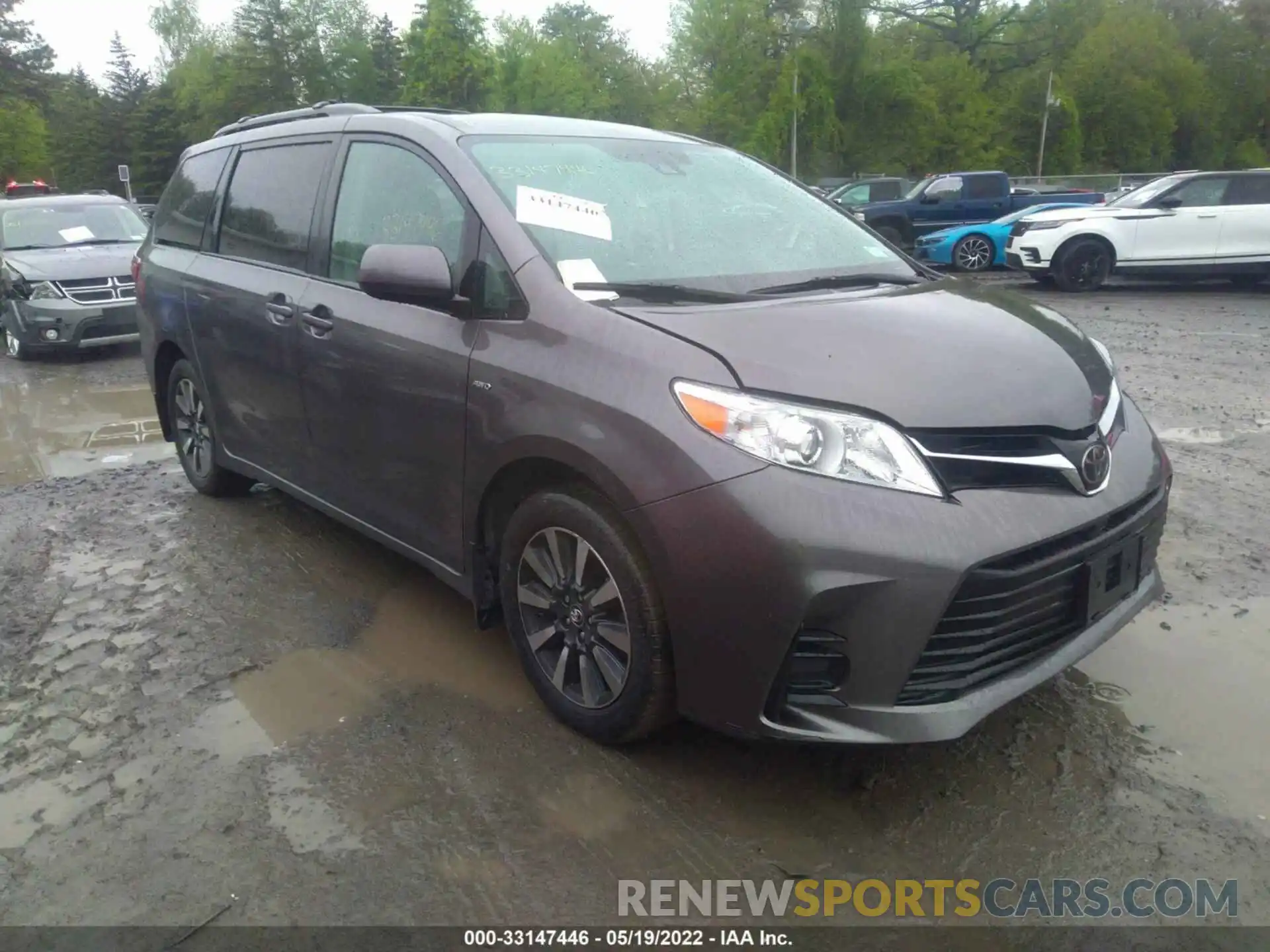 1 Photograph of a damaged car 5TDJZ3DC7LS235092 TOYOTA SIENNA 2020