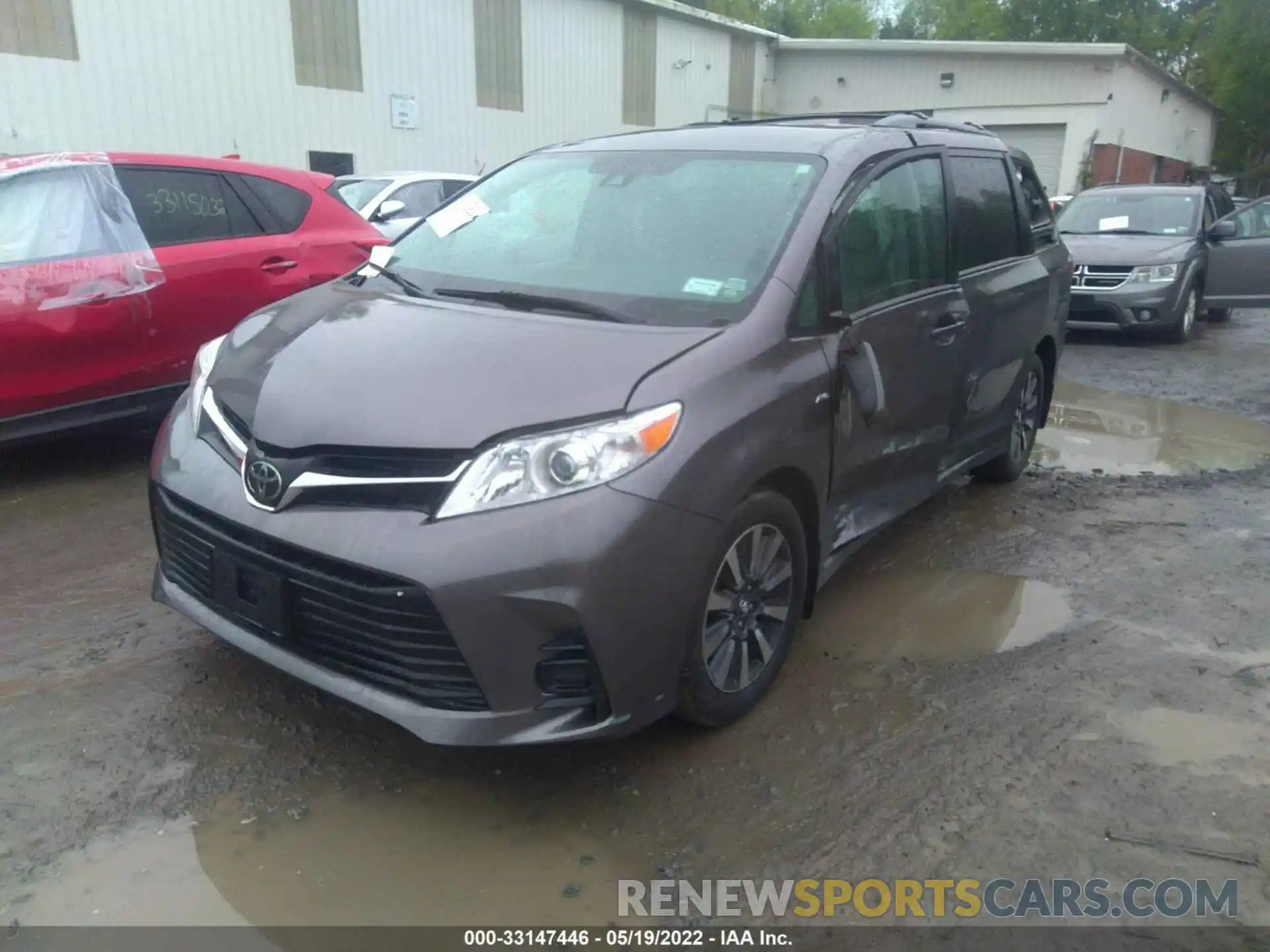 2 Photograph of a damaged car 5TDJZ3DC7LS235092 TOYOTA SIENNA 2020