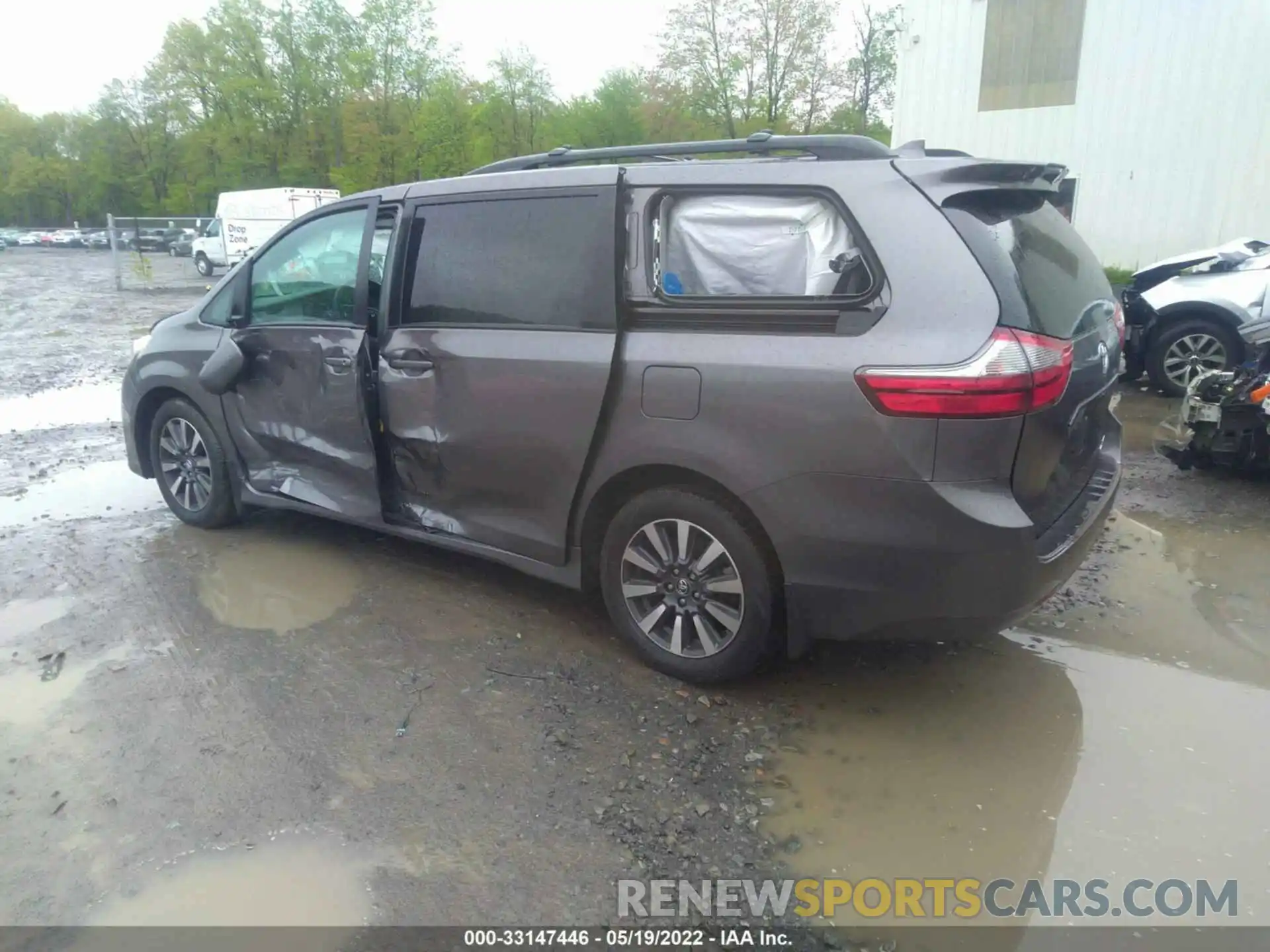 3 Photograph of a damaged car 5TDJZ3DC7LS235092 TOYOTA SIENNA 2020